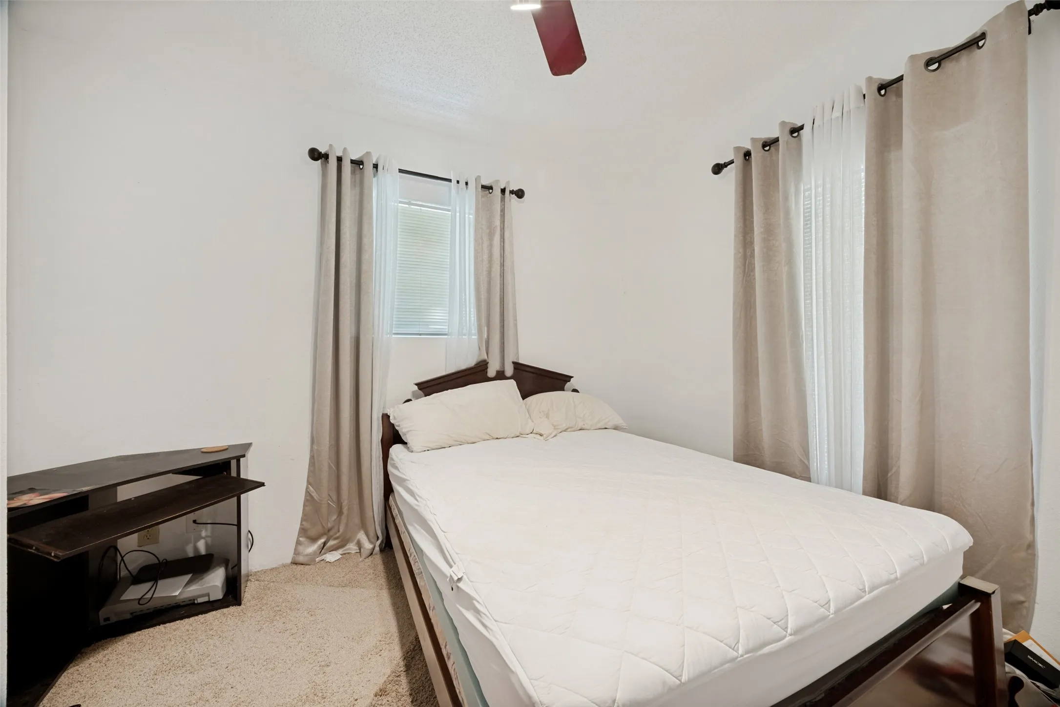 Single Family Residence For Sale in Collin County , 4449 County Road 895, Princeton, Texas 75407, 2 Bedroom, 2 Bathroom, Garage spaces, 1,256 Sqft, built in 1987, mls#21358154, Real Estate Agent in Princeton, Homes For Sale in Collin county, Homes For Sale in Princeton, Realtor in Princeton Texas, Real Estate Brokerage Independent Realty Texas, Luminita Cordes Realtor