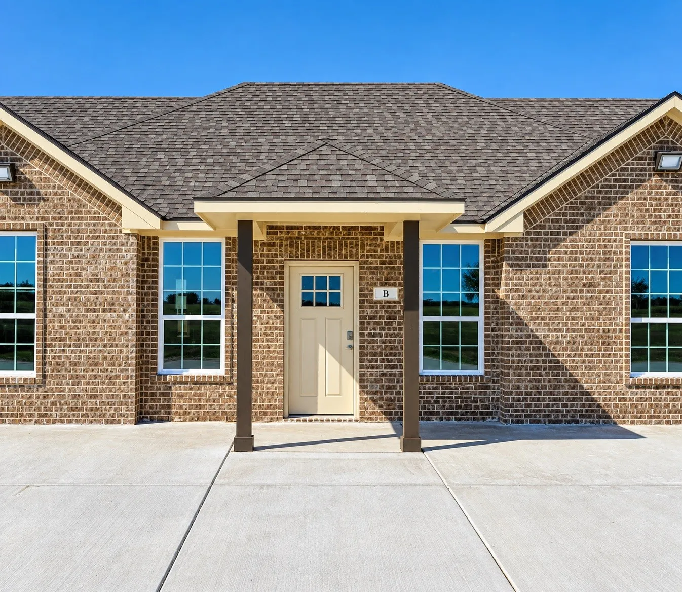 Triplex For Rent in Johnson County , 1600 County Road 310 B, Cleburne, Texas 76031, 3 Bedroom, 2 Bathroom, Garage spaces, 1,250 Sqft, built in 2024, mls#21385488, Real Estate Agent in Cleburne, Homes For Rent in Johnson county, Homes For Rent in Cleburne, Realtor in Cleburne Texas, Real Estate Brokerage Independent Realty Texas, Luminita Cordes Realtor