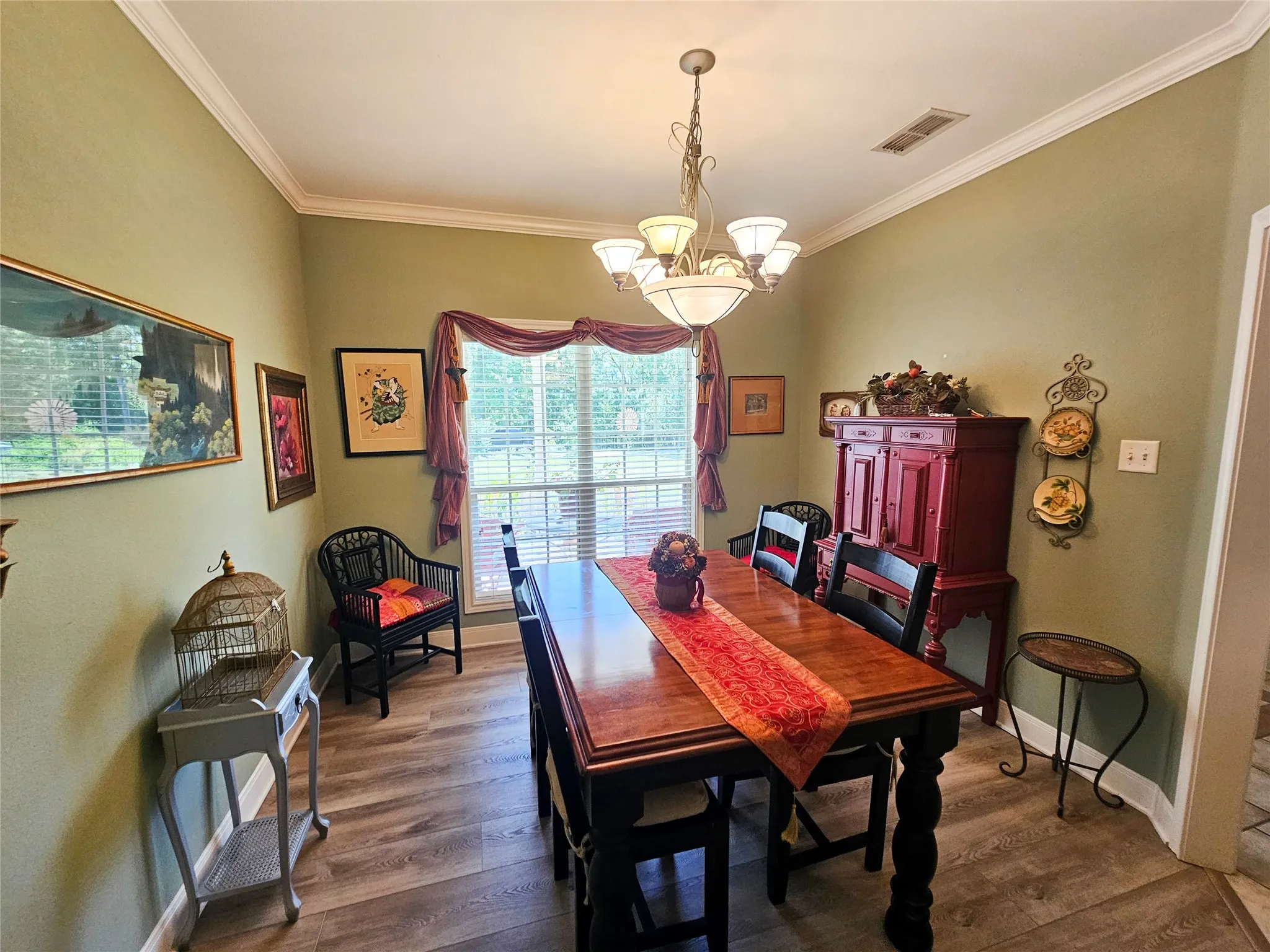 Single Family Residence For Sale in Wood County , 175 Private Road 6605, Mineola, Texas 75773, 3 Bedroom, 2 Bathroom, 2 Garage spaces, 1,982 Sqft, built in 2001, mls#21385163, Real Estate Agent in Mineola, Homes For Sale in Wood county, Homes For Sale in Mineola, Realtor in Mineola Texas, Real Estate Brokerage Independent Realty Texas, Luminita Cordes Realtor
