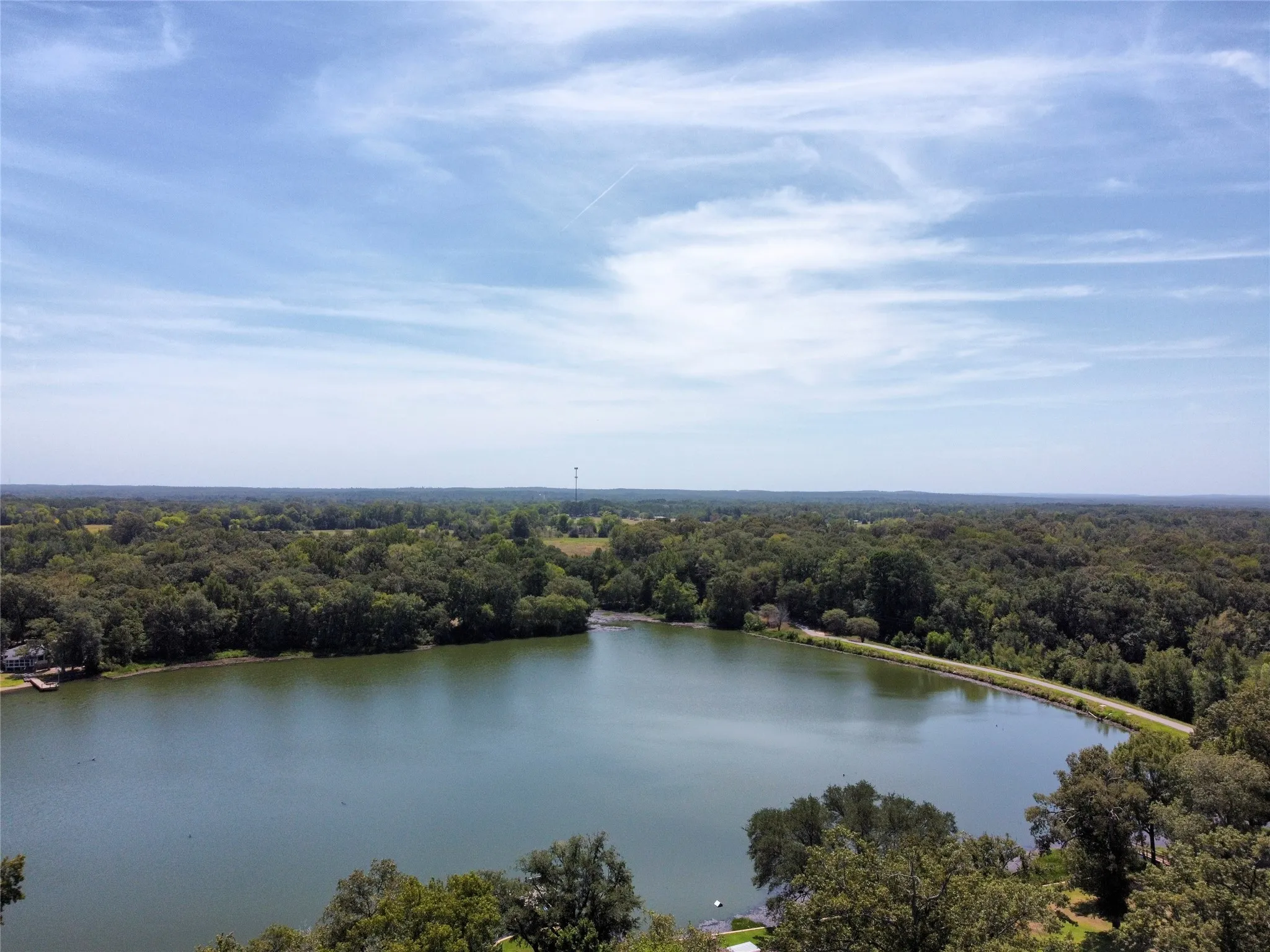 Single Family Residence For Sale in Wood County , 175 Private Road 6605, Mineola, Texas 75773, 3 Bedroom, 2 Bathroom, 2 Garage spaces, 1,982 Sqft, built in 2001, mls#21385163, Real Estate Agent in Mineola, Homes For Sale in Wood county, Homes For Sale in Mineola, Realtor in Mineola Texas, Real Estate Brokerage Independent Realty Texas, Luminita Cordes Realtor