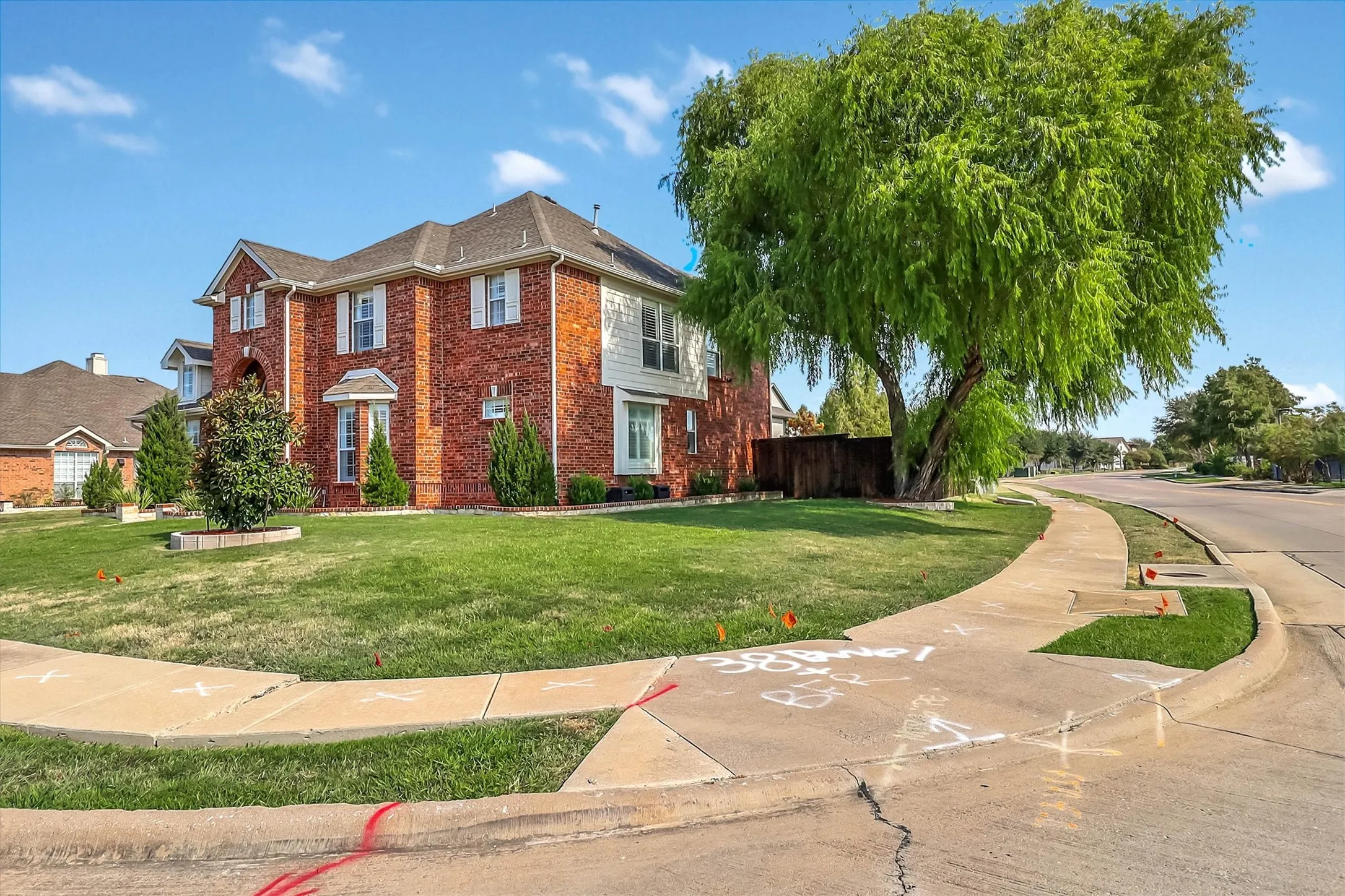 Single Family Residence For Sale in Denton County , 1500 Bastrop Drive, Carrollton, Texas 75010, 4 Bedroom, 3 Bathroom, 2 Garage spaces, 2,849 Sqft, built in 1998, mls#21382812, Real Estate Agent in Carrollton, Homes For Sale in Denton county, Homes For Sale in Carrollton, Realtor in Carrollton Texas, Real Estate Brokerage Independent Realty Texas, Luminita Cordes Realtor