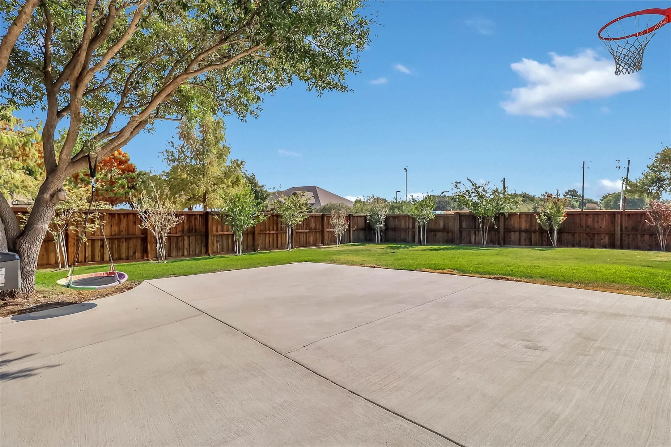 Single Family Residence For Sale in Denton County , 1500 Bastrop Drive, Carrollton, Texas 75010, 4 Bedroom, 3 Bathroom, 2 Garage spaces, 2,849 Sqft, built in 1998, mls#21382812, Real Estate Agent in Carrollton, Homes For Sale in Denton county, Homes For Sale in Carrollton, Realtor in Carrollton Texas, Real Estate Brokerage Independent Realty Texas, Luminita Cordes Realtor
