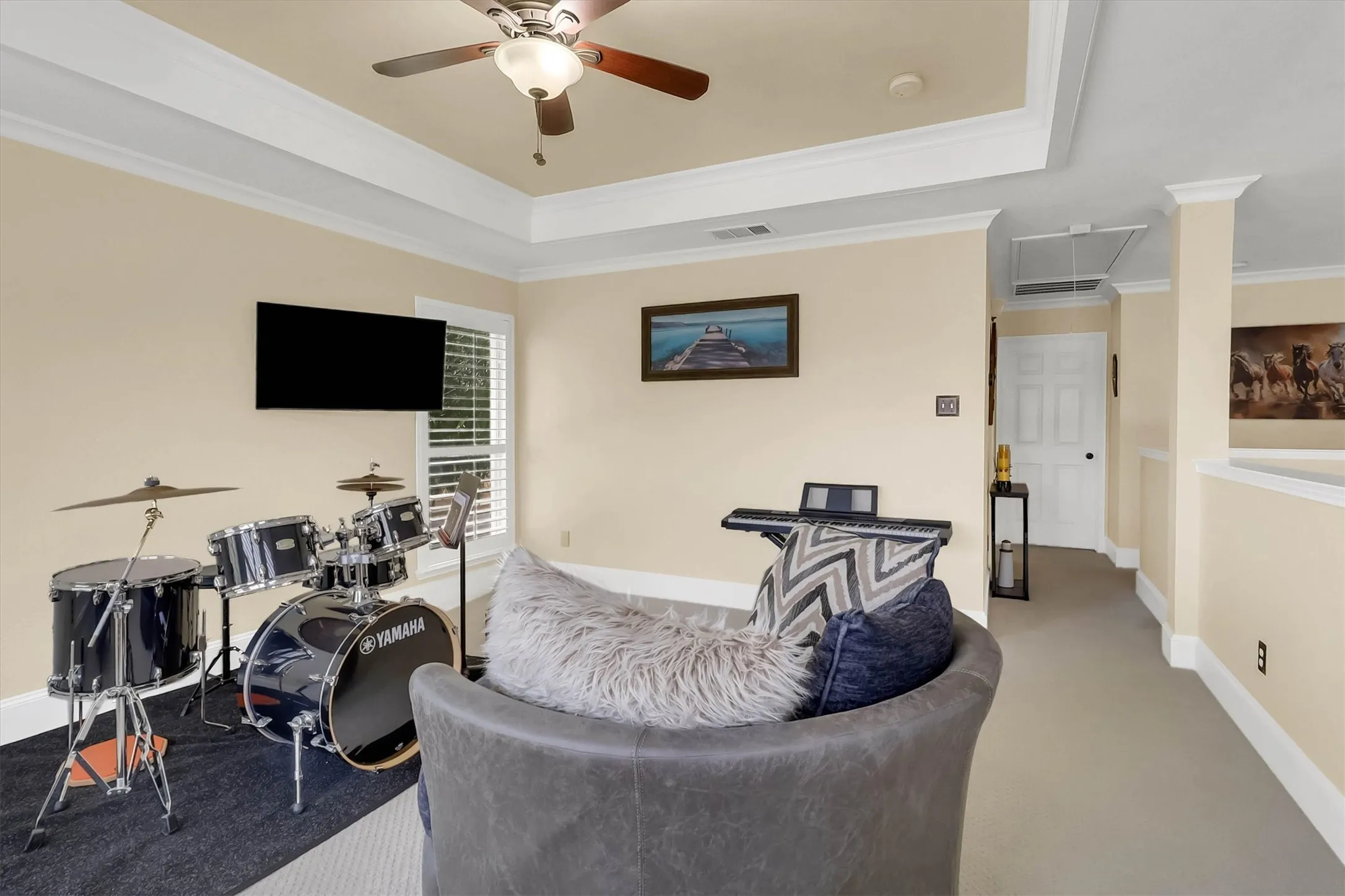 Single Family Residence For Sale in Denton County , 1500 Bastrop Drive, Carrollton, Texas 75010, 4 Bedroom, 3 Bathroom, 2 Garage spaces, 2,849 Sqft, built in 1998, mls#21382812, Real Estate Agent in Carrollton, Homes For Sale in Denton county, Homes For Sale in Carrollton, Realtor in Carrollton Texas, Real Estate Brokerage Independent Realty Texas, Luminita Cordes Realtor