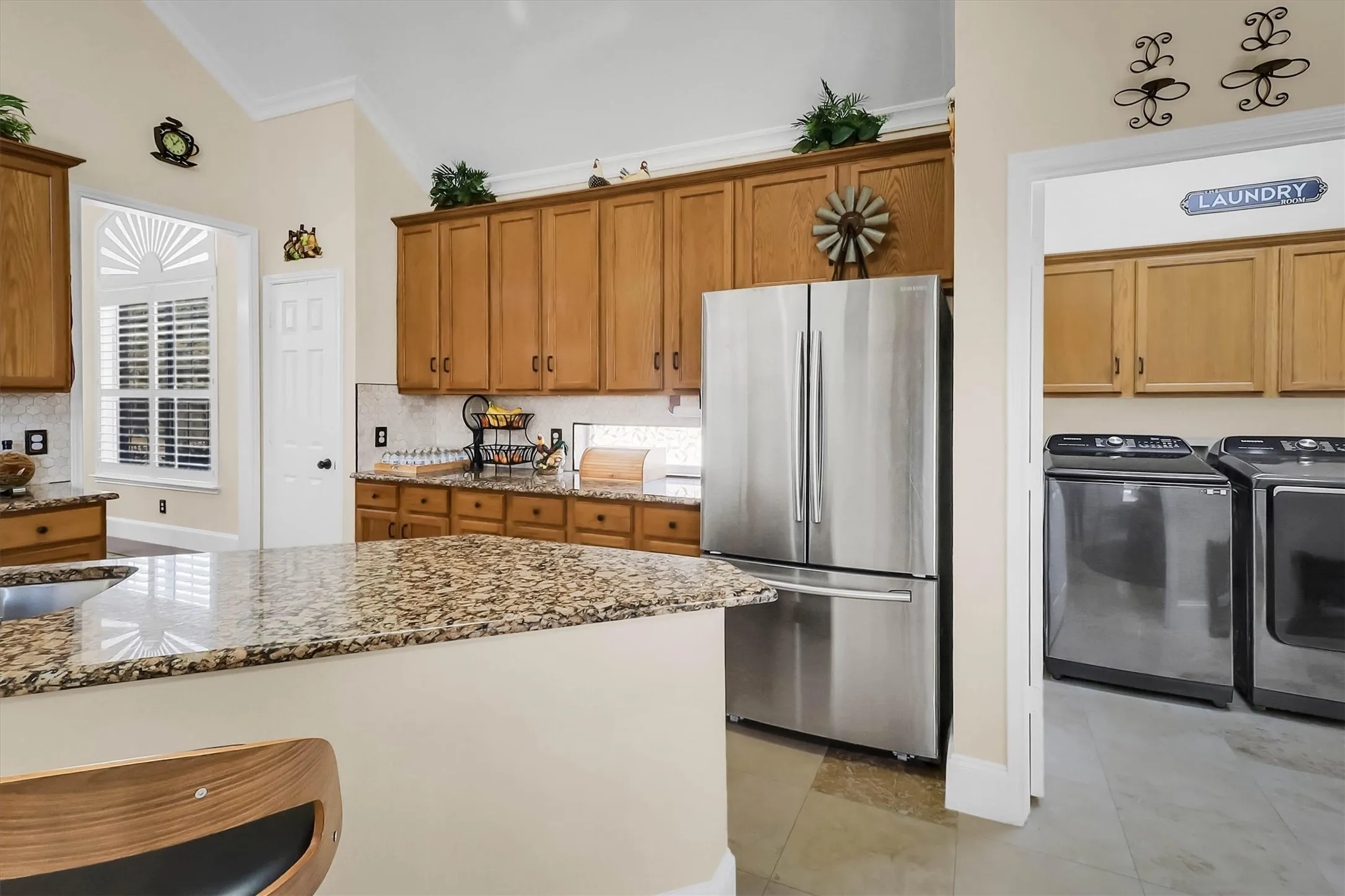 Single Family Residence For Sale in Denton County , 1500 Bastrop Drive, Carrollton, Texas 75010, 4 Bedroom, 3 Bathroom, 2 Garage spaces, 2,849 Sqft, built in 1998, mls#21382812, Real Estate Agent in Carrollton, Homes For Sale in Denton county, Homes For Sale in Carrollton, Realtor in Carrollton Texas, Real Estate Brokerage Independent Realty Texas, Luminita Cordes Realtor