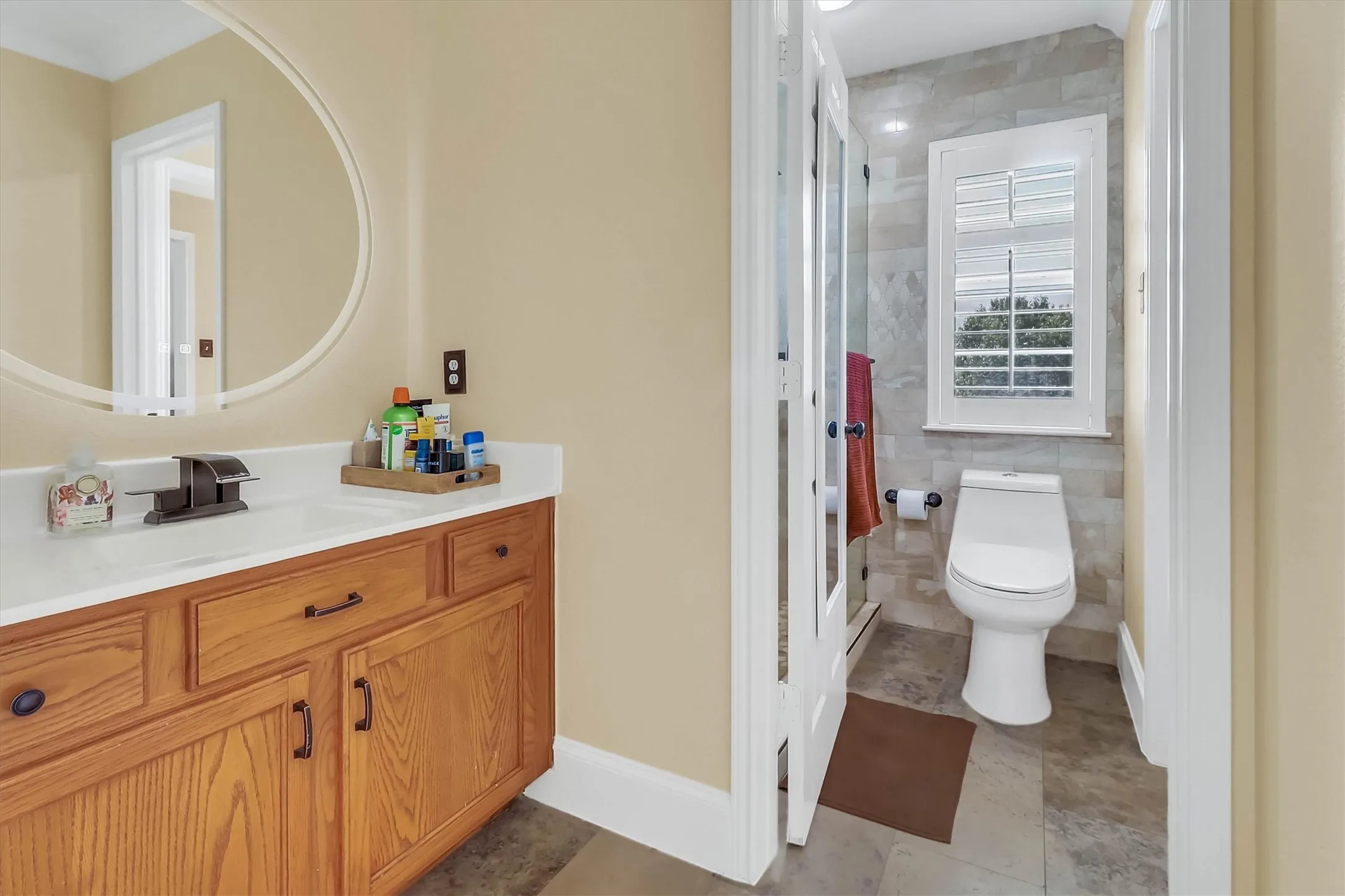 Single Family Residence For Sale in Denton County , 1500 Bastrop Drive, Carrollton, Texas 75010, 4 Bedroom, 3 Bathroom, 2 Garage spaces, 2,849 Sqft, built in 1998, mls#21382812, Real Estate Agent in Carrollton, Homes For Sale in Denton county, Homes For Sale in Carrollton, Realtor in Carrollton Texas, Real Estate Brokerage Independent Realty Texas, Luminita Cordes Realtor