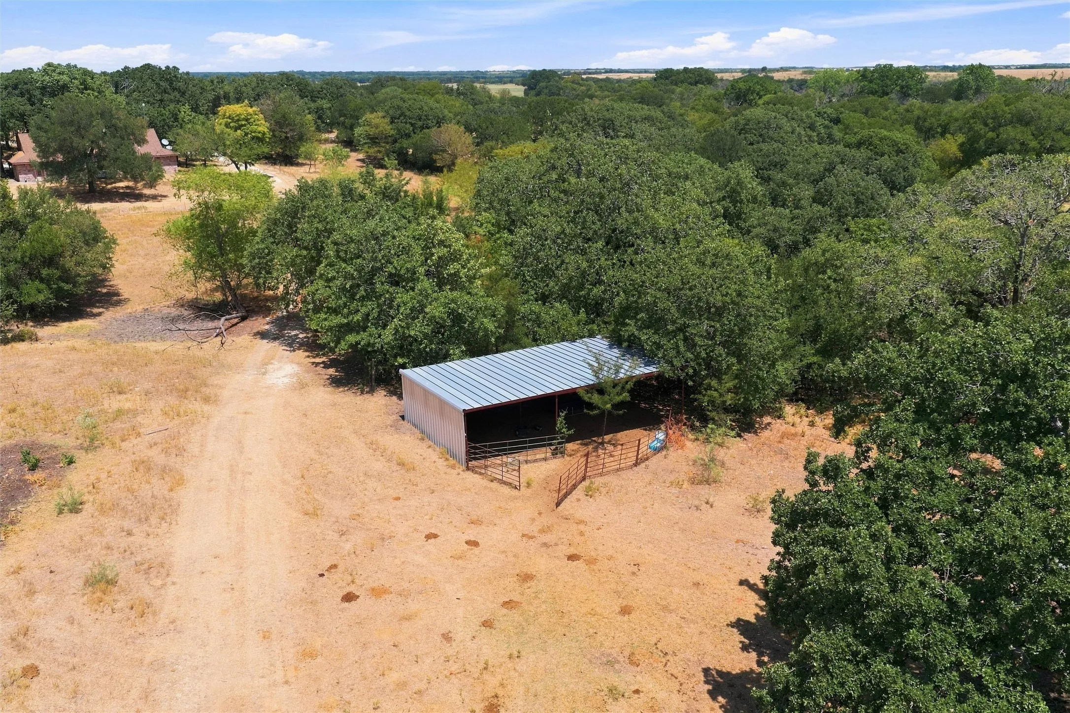 Ranch For Sale in Hill County , 7526 Fm 2114, Hubbard, Texas 76648, 0, 0, Garage spaces, 0 Sqft, built in 2000, mls#21385498, Real Estate Agent in Hubbard, Homes For Sale in Hill county, Homes For Sale in Hubbard, Realtor in Hubbard Texas, Real Estate Brokerage Independent Realty Texas, Luminita Cordes Realtor
