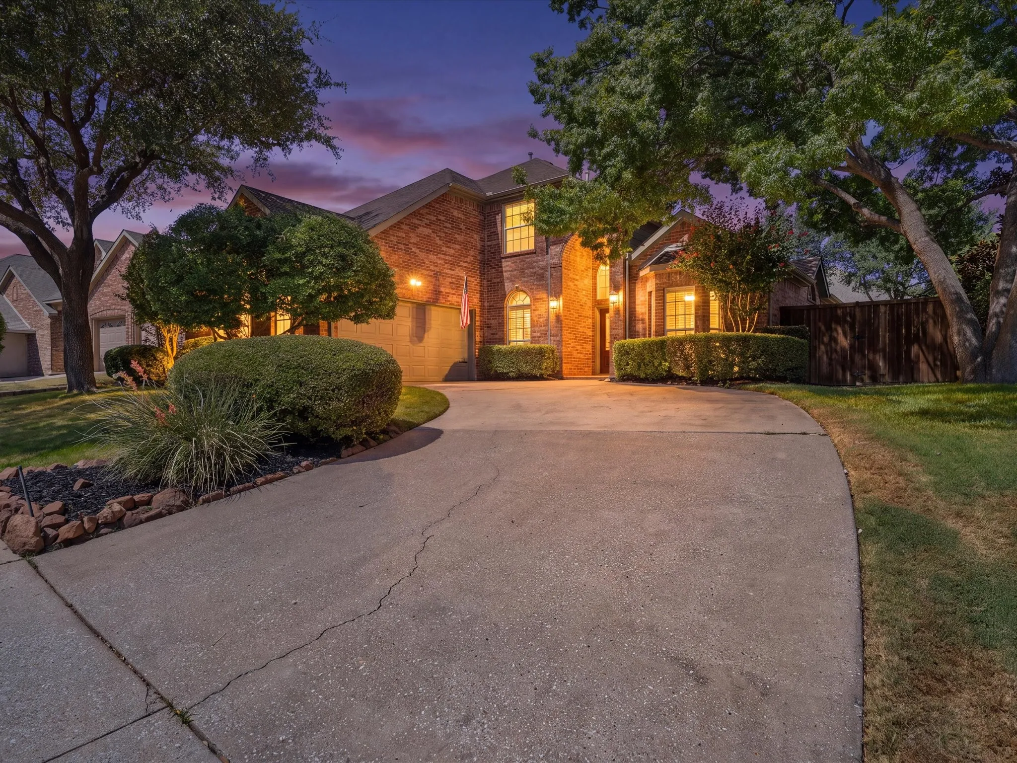 Single Family Residence For Sale in Collin County , 2710 Parkside Lane, Mc Kinney, Texas 75072, 5 Bedroom, 3 Bathroom, 2 Garage spaces, 2,882 Sqft, built in 1999, mls#21377082, Real Estate Agent in Mc Kinney, Homes For Sale in Collin county, Homes For Sale in Mc Kinney, Realtor in Mc Kinney Texas, Real Estate Brokerage Independent Realty Texas, Luminita Cordes Realtor