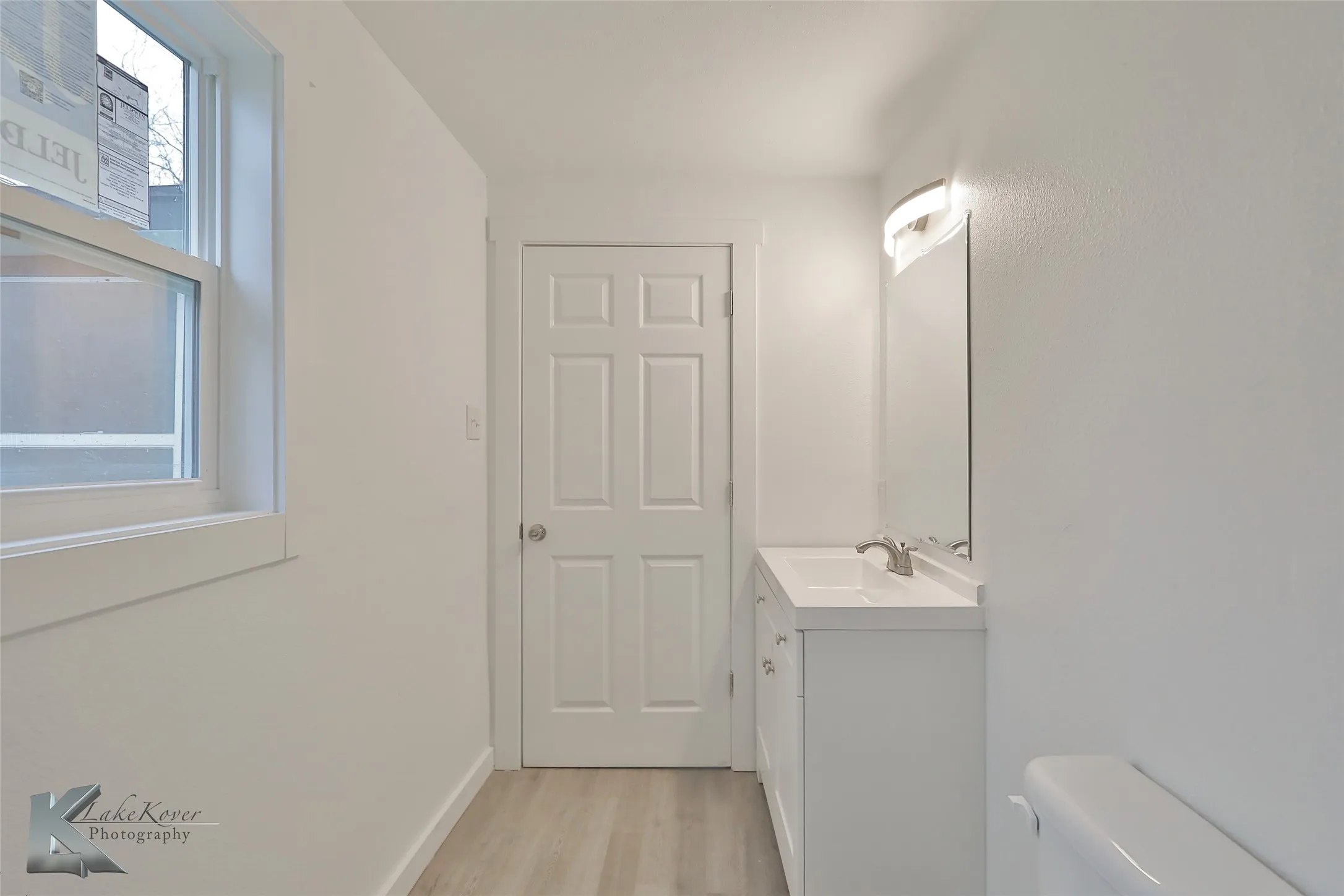 Single Family Residence For Sale in Taylor County , 2225 Russell Avenue, Abilene, Texas 79605, 3 Bedroom, 2 Bathroom, Garage spaces, 1,264 Sqft, built in 1941, mls#21385503, Real Estate Agent in Abilene, Homes For Sale in Taylor county, Homes For Sale in Abilene, Realtor in Abilene Texas, Real Estate Brokerage Independent Realty Texas, Luminita Cordes Realtor