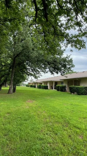 Apartment For Rent in Cooke County , 6169 FM 902, Gainesville, Texas 76240, 2 Bedroom, 1 Bathroom, Garage spaces, 868 Sqft, built in 2004, mls#21385482, Real Estate Agent in Gainesville, Homes For Rent in Cooke county, Homes For Rent in Gainesville, Realtor in Gainesville Texas, Real Estate Brokerage Independent Realty Texas, Luminita Cordes Realtor
