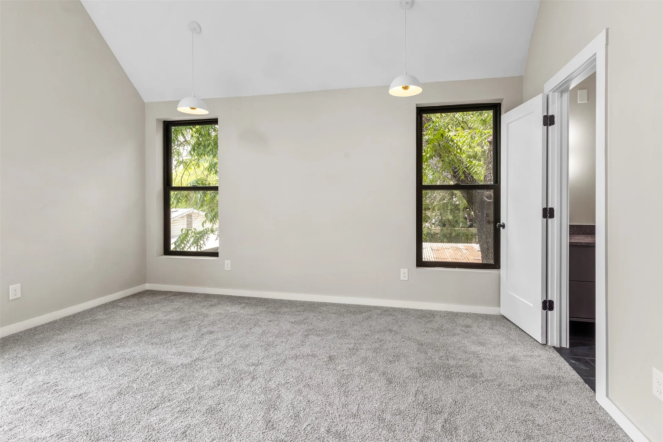 Single Family Residence For Rent in Tarrant County , 957 Woods Avenue, Fort Worth, Texas 76102, 2 Bedroom, 2 Bathroom, Garage spaces, 1,350 Sqft, built in 2026, mls#21385527, Real Estate Agent in Fort Worth, Homes For Rent in Tarrant county, Homes For Rent in Fort Worth, Realtor in Fort Worth Texas, Real Estate Brokerage Independent Realty Texas, Luminita Cordes Realtor