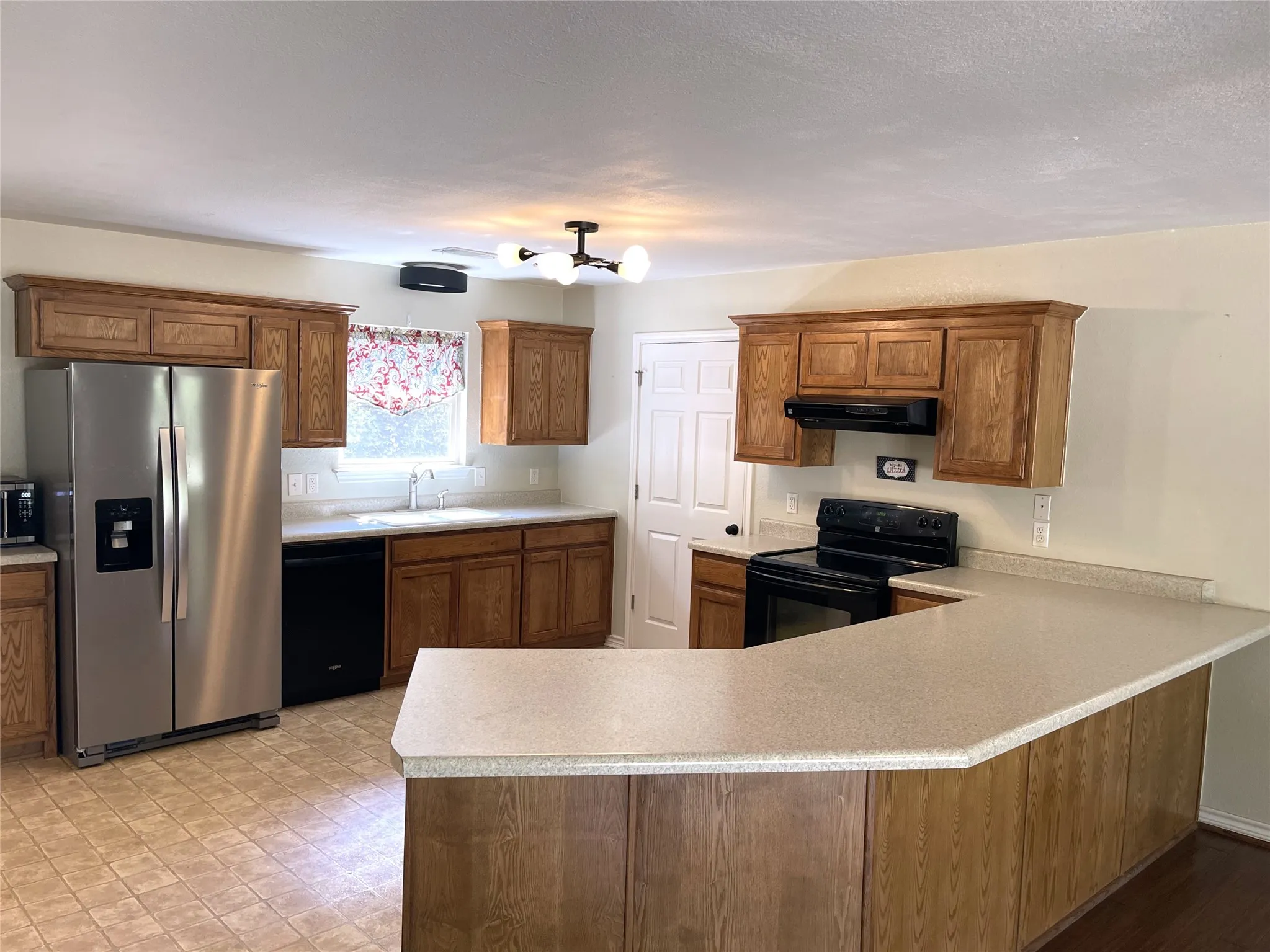 Single Family Residence For Sale in Leon County , 20080 PR 3186, Marquez, Texas 77865, 3 Bedroom, 2 Bathroom, 2 Garage spaces, 1,540 Sqft, built in 2007, mls#21384923, Real Estate Agent in Marquez, Homes For Sale in Leon county, Homes For Sale in Marquez, Realtor in Marquez Texas, Real Estate Brokerage Independent Realty Texas, Luminita Cordes Realtor