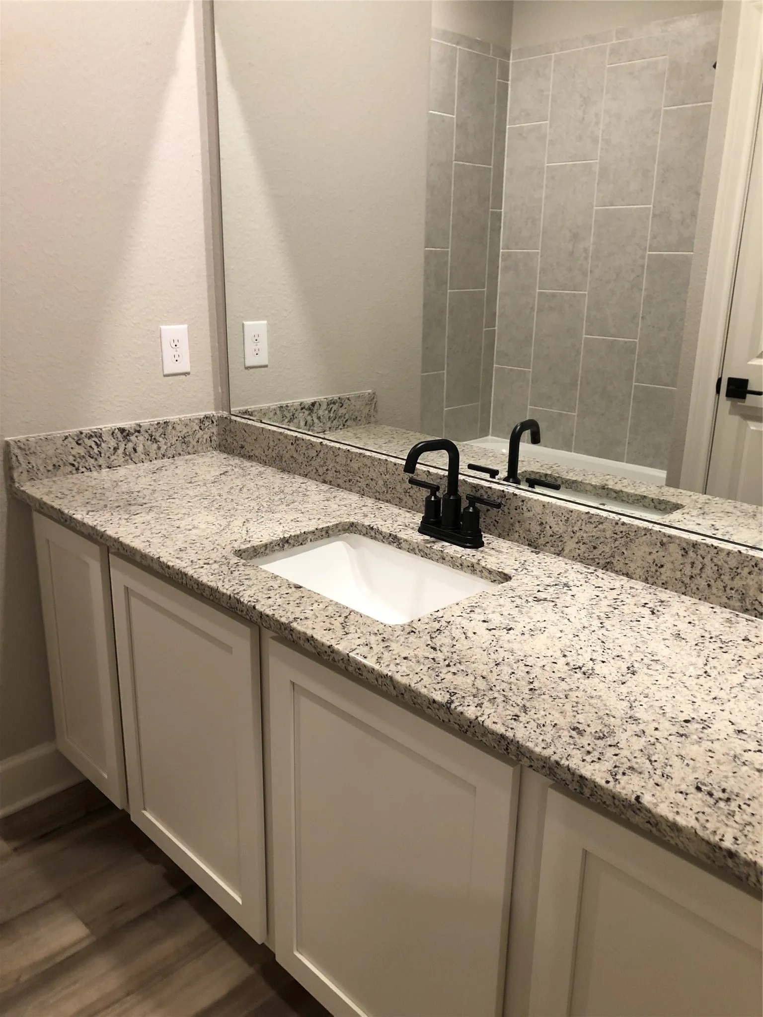 Single Family Residence For Rent in Collin County , 604 Harbor Oaks Drive, Anna, Texas 75409, 4 Bedroom, 2 Bathroom, 2 Garage spaces, 1,811 Sqft, built in 2023, mls#21385539, Real Estate Agent in Anna, Homes For Rent in Collin county, Homes For Rent in Anna, Realtor in Anna Texas, Real Estate Brokerage Independent Realty Texas, Luminita Cordes Realtor
