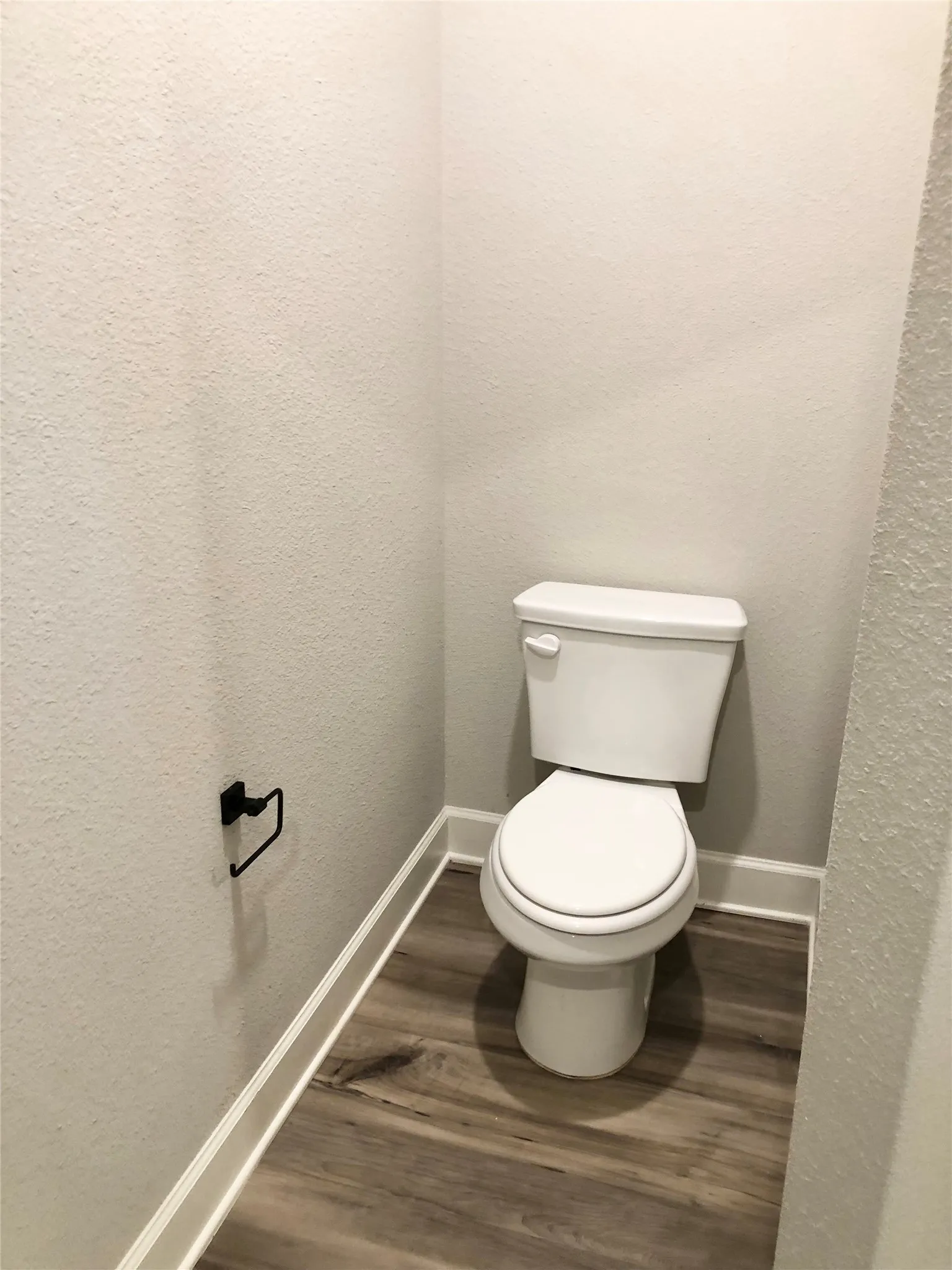 Single Family Residence For Rent in Collin County , 604 Harbor Oaks Drive, Anna, Texas 75409, 4 Bedroom, 2 Bathroom, 2 Garage spaces, 1,811 Sqft, built in 2023, mls#21385539, Real Estate Agent in Anna, Homes For Rent in Collin county, Homes For Rent in Anna, Realtor in Anna Texas, Real Estate Brokerage Independent Realty Texas, Luminita Cordes Realtor