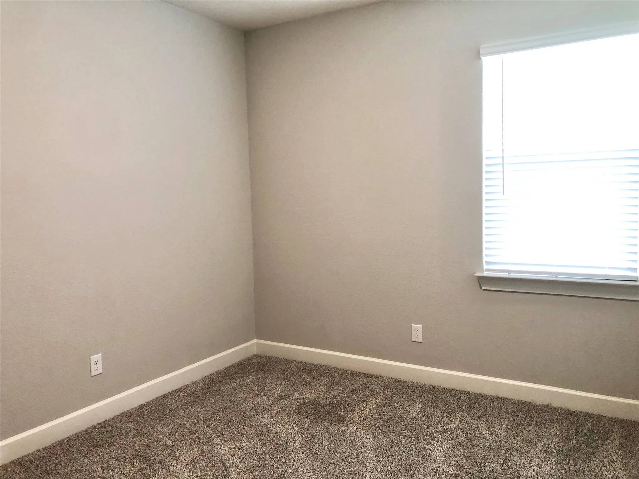 Single Family Residence For Rent in Collin County , 604 Harbor Oaks Drive, Anna, Texas 75409, 4 Bedroom, 2 Bathroom, 2 Garage spaces, 1,811 Sqft, built in 2023, mls#21385539, Real Estate Agent in Anna, Homes For Rent in Collin county, Homes For Rent in Anna, Realtor in Anna Texas, Real Estate Brokerage Independent Realty Texas, Luminita Cordes Realtor