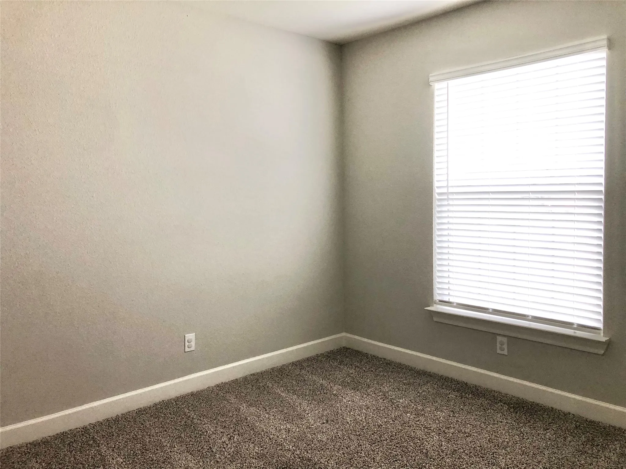 Single Family Residence For Rent in Collin County , 604 Harbor Oaks Drive, Anna, Texas 75409, 4 Bedroom, 2 Bathroom, 2 Garage spaces, 1,811 Sqft, built in 2023, mls#21385539, Real Estate Agent in Anna, Homes For Rent in Collin county, Homes For Rent in Anna, Realtor in Anna Texas, Real Estate Brokerage Independent Realty Texas, Luminita Cordes Realtor