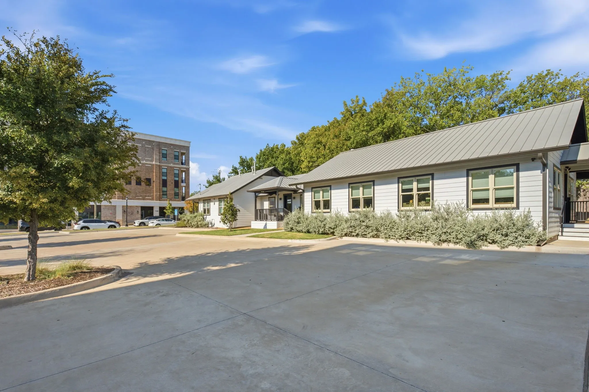 Office For Sale in Collin County , 7274 Elm Street, Frisco, Texas 75034, 0, 0, Garage spaces, 0 Sqft, built in 1950, mls#21385350, Real Estate Agent in Frisco, Homes For Sale in Collin county, Homes For Sale in Frisco, Realtor in Frisco Texas, Real Estate Brokerage Independent Realty Texas, Luminita Cordes Realtor
