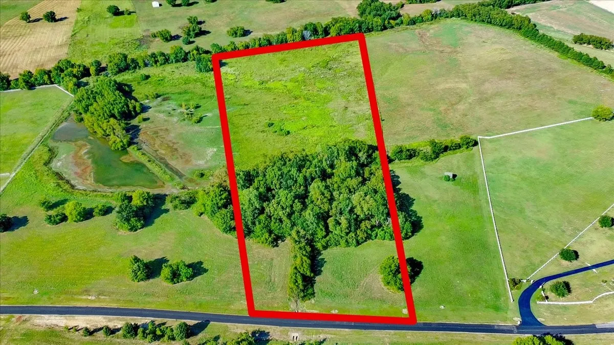 Unimproved Land For Sale in Henderson County , TBD Shore Crest Way, Athens, Texas 75752, 0, 0, Garage spaces, 0 Sqft, built in 0, mls#21385506, Real Estate Agent in Athens, Homes For Sale in Henderson county, Homes For Sale in Athens, Realtor in Athens Texas, Real Estate Brokerage Independent Realty Texas, Luminita Cordes Realtor