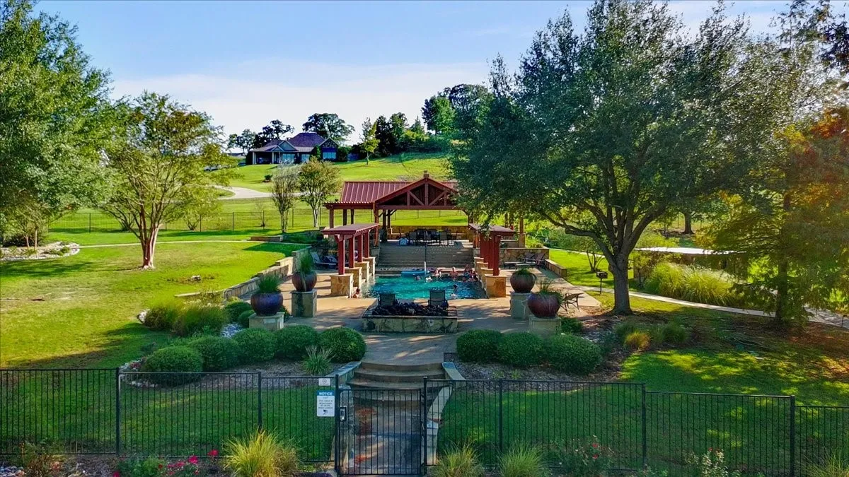 Unimproved Land For Sale in Henderson County , TBD Shore Crest Way, Athens, Texas 75752, 0, 0, Garage spaces, 0 Sqft, built in 0, mls#21385506, Real Estate Agent in Athens, Homes For Sale in Henderson county, Homes For Sale in Athens, Realtor in Athens Texas, Real Estate Brokerage Independent Realty Texas, Luminita Cordes Realtor
