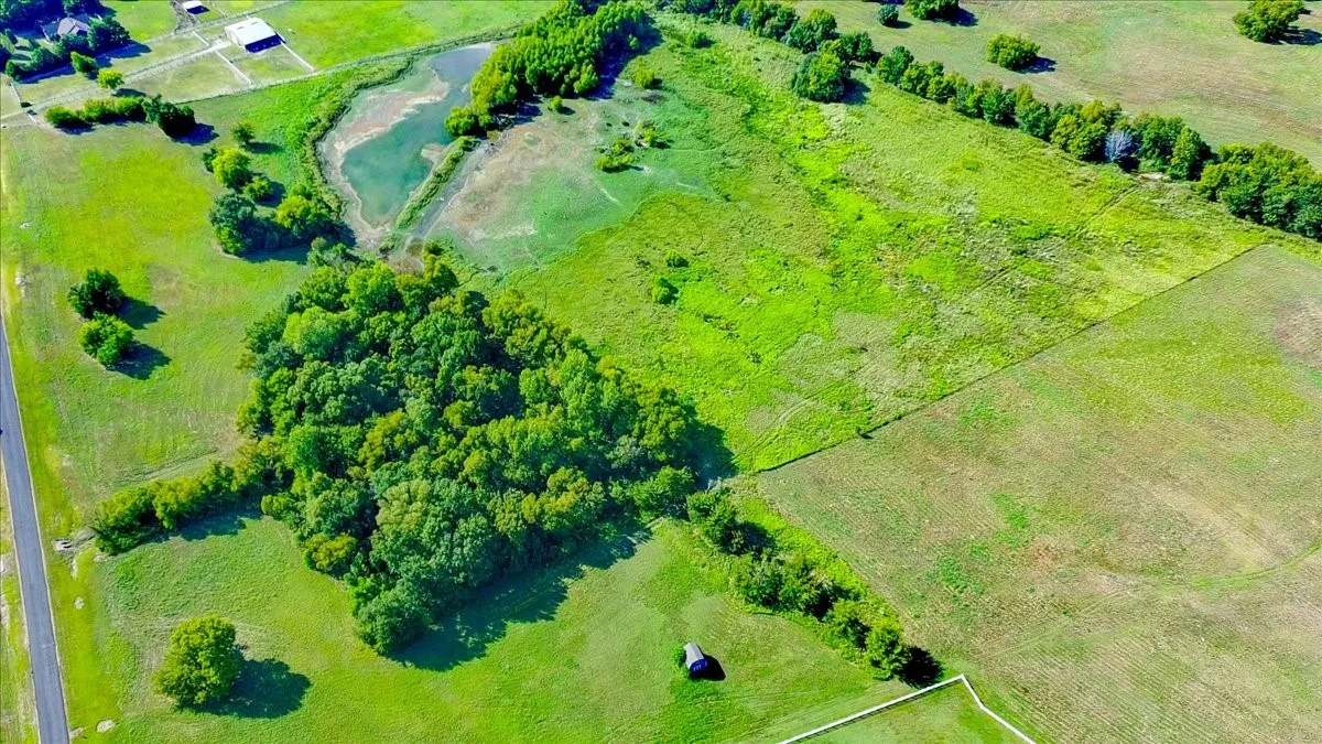 Unimproved Land For Sale in Henderson County , TBD Shore Crest Way, Athens, Texas 75752, 0, 0, Garage spaces, 0 Sqft, built in 0, mls#21385506, Real Estate Agent in Athens, Homes For Sale in Henderson county, Homes For Sale in Athens, Realtor in Athens Texas, Real Estate Brokerage Independent Realty Texas, Luminita Cordes Realtor