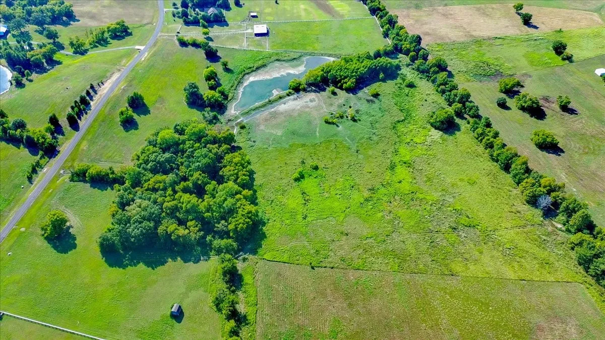 Unimproved Land For Sale in Henderson County , TBD Shore Crest Way, Athens, Texas 75752, 0, 0, Garage spaces, 0 Sqft, built in 0, mls#21385506, Real Estate Agent in Athens, Homes For Sale in Henderson county, Homes For Sale in Athens, Realtor in Athens Texas, Real Estate Brokerage Independent Realty Texas, Luminita Cordes Realtor