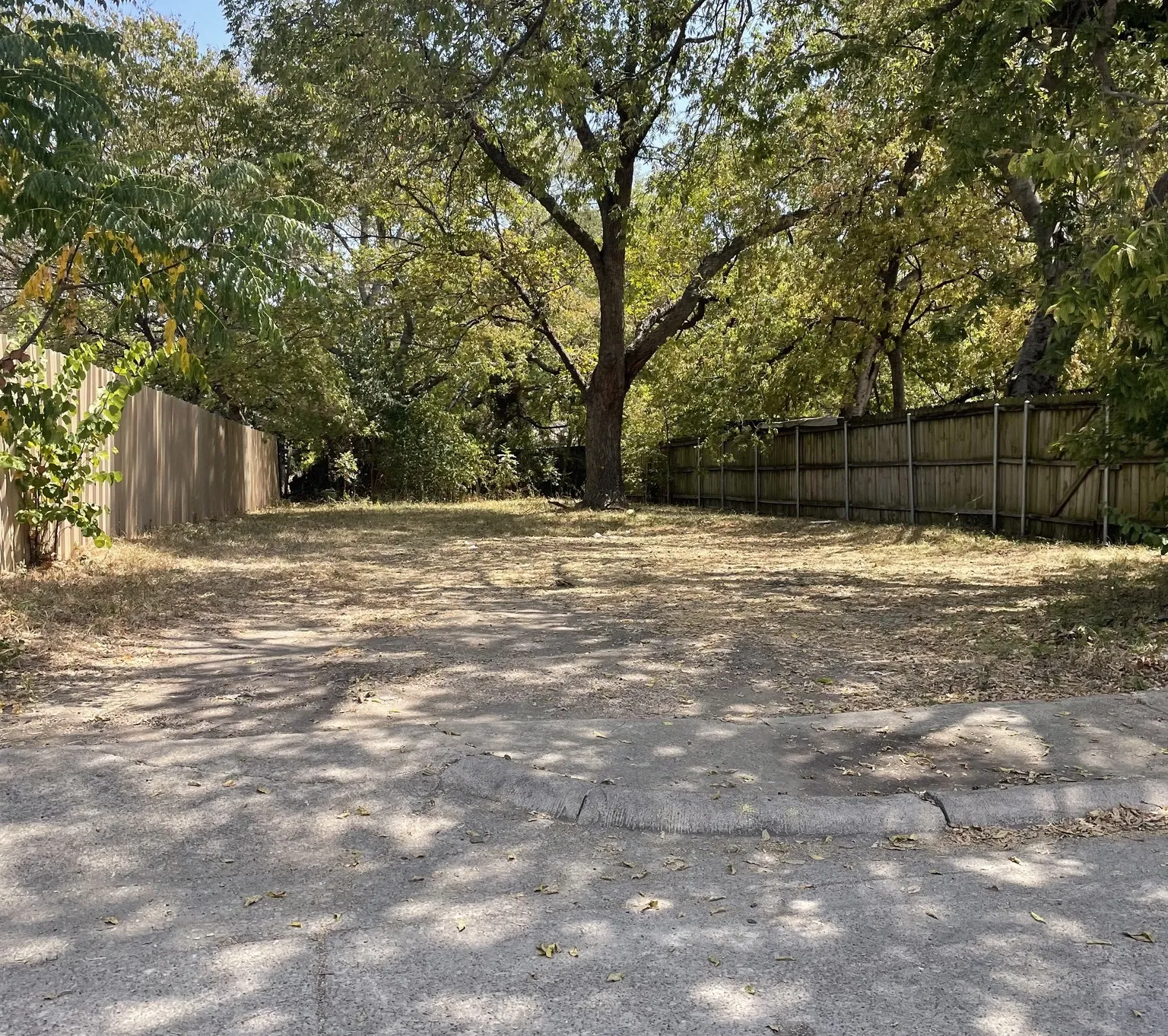 Improved Land For Sale in Dallas County , 4408 Helen Street, Dallas, Texas 75223, 0, 0, Garage spaces, 0 Sqft, built in 0, mls#21385556, Real Estate Agent in Dallas, Homes For Sale in Dallas county, Homes For Sale in Dallas, Realtor in Dallas Texas, Real Estate Brokerage Independent Realty Texas, Luminita Cordes Realtor