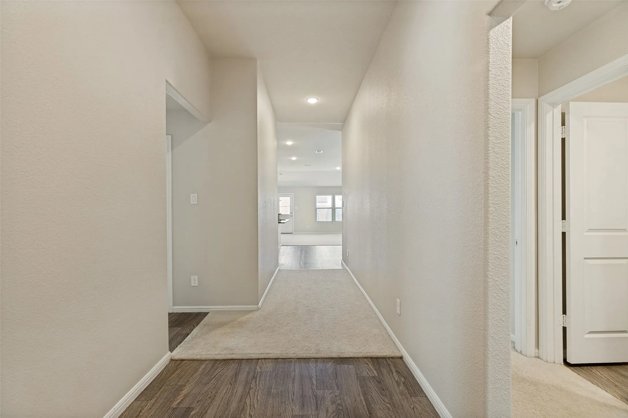 Single Family Residence For Sale in Denton County , 6221 Painswick Drive, Celina, Texas 76227, 3 Bedroom, 2 Bathroom, 2 Garage spaces, 2,019 Sqft, built in 2019, mls#21384485, Real Estate Agent in Celina, Homes For Sale in Denton county, Homes For Sale in Celina, Realtor in Celina Texas, Real Estate Brokerage Independent Realty Texas, Luminita Cordes Realtor