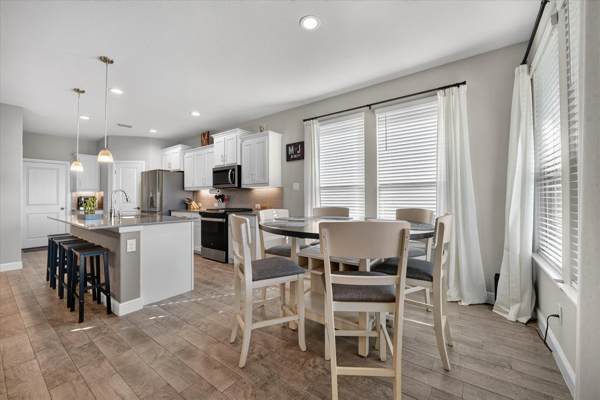 Single Family Residence For Sale in Wise County , 1705 Chamaeleon Drive, Haslet, Texas 76052, 4 Bedroom, 2 Bathroom, 2 Garage spaces, 1,816 Sqft, built in 2022, mls#21385560, Real Estate Agent in Haslet, Homes For Sale in Wise county, Homes For Sale in Haslet, Realtor in Haslet Texas, Real Estate Brokerage Independent Realty Texas, Luminita Cordes Realtor