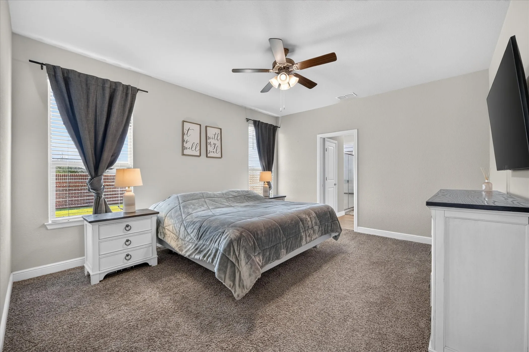 Single Family Residence For Sale in Wise County , 1705 Chamaeleon Drive, Haslet, Texas 76052, 4 Bedroom, 2 Bathroom, 2 Garage spaces, 1,816 Sqft, built in 2022, mls#21385560, Real Estate Agent in Haslet, Homes For Sale in Wise county, Homes For Sale in Haslet, Realtor in Haslet Texas, Real Estate Brokerage Independent Realty Texas, Luminita Cordes Realtor