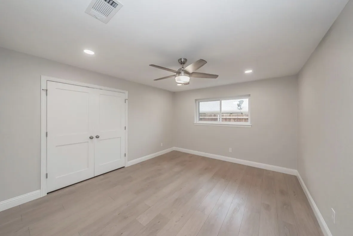 Single Family Residence For Rent in Tarrant County , 4904 Arborlawn Drive, Fort Worth, Texas 76109, 3 Bedroom, 2 Bathroom, 2 Garage spaces, 3,438 Sqft, built in 1969, mls#21385571, Real Estate Agent in Fort Worth, Homes For Rent in Tarrant county, Homes For Rent in Fort Worth, Realtor in Fort Worth Texas, Real Estate Brokerage Independent Realty Texas, Luminita Cordes Realtor