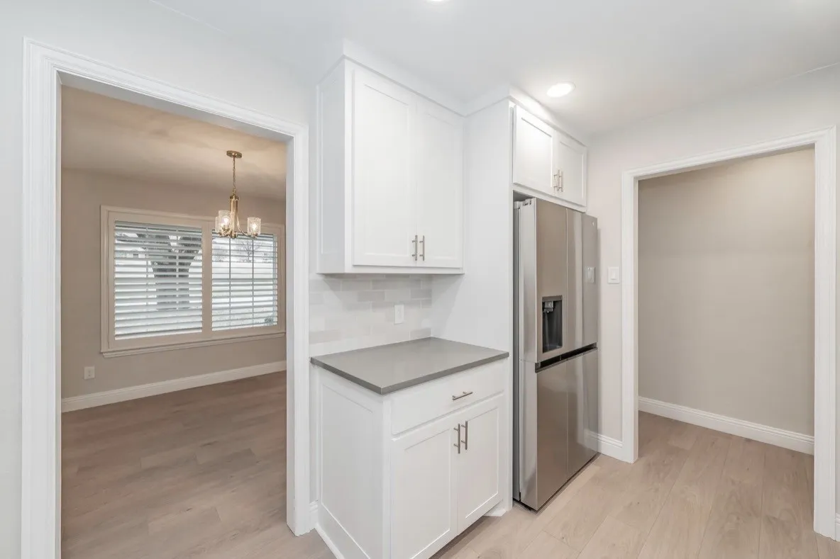 Single Family Residence For Rent in Tarrant County , 4904 Arborlawn Drive, Fort Worth, Texas 76109, 3 Bedroom, 2 Bathroom, 2 Garage spaces, 3,438 Sqft, built in 1969, mls#21385571, Real Estate Agent in Fort Worth, Homes For Rent in Tarrant county, Homes For Rent in Fort Worth, Realtor in Fort Worth Texas, Real Estate Brokerage Independent Realty Texas, Luminita Cordes Realtor