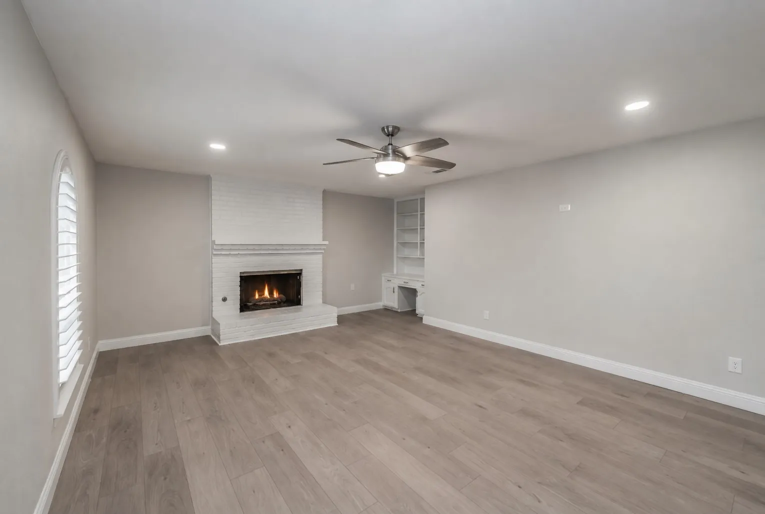 Single Family Residence For Rent in Tarrant County , 4904 Arborlawn Drive, Fort Worth, Texas 76109, 3 Bedroom, 2 Bathroom, 2 Garage spaces, 3,438 Sqft, built in 1969, mls#21385571, Real Estate Agent in Fort Worth, Homes For Rent in Tarrant county, Homes For Rent in Fort Worth, Realtor in Fort Worth Texas, Real Estate Brokerage Independent Realty Texas, Luminita Cordes Realtor