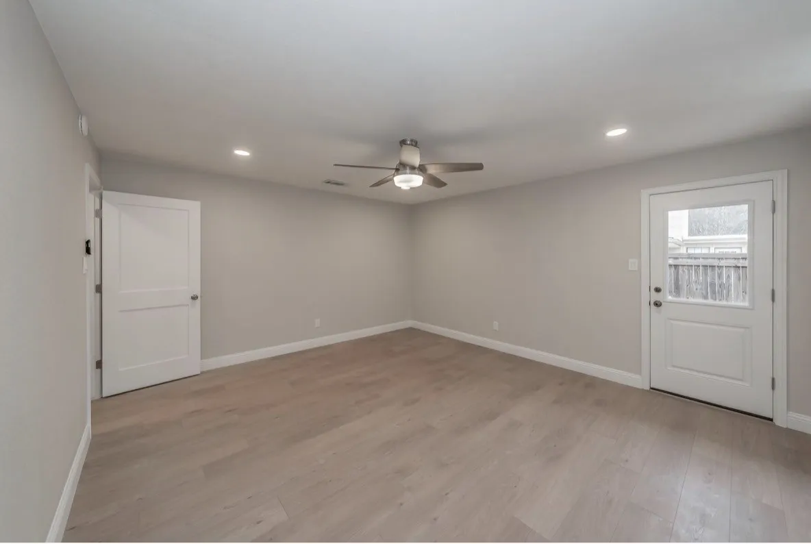 Single Family Residence For Rent in Tarrant County , 4904 Arborlawn Drive, Fort Worth, Texas 76109, 3 Bedroom, 2 Bathroom, 2 Garage spaces, 3,438 Sqft, built in 1969, mls#21385571, Real Estate Agent in Fort Worth, Homes For Rent in Tarrant county, Homes For Rent in Fort Worth, Realtor in Fort Worth Texas, Real Estate Brokerage Independent Realty Texas, Luminita Cordes Realtor