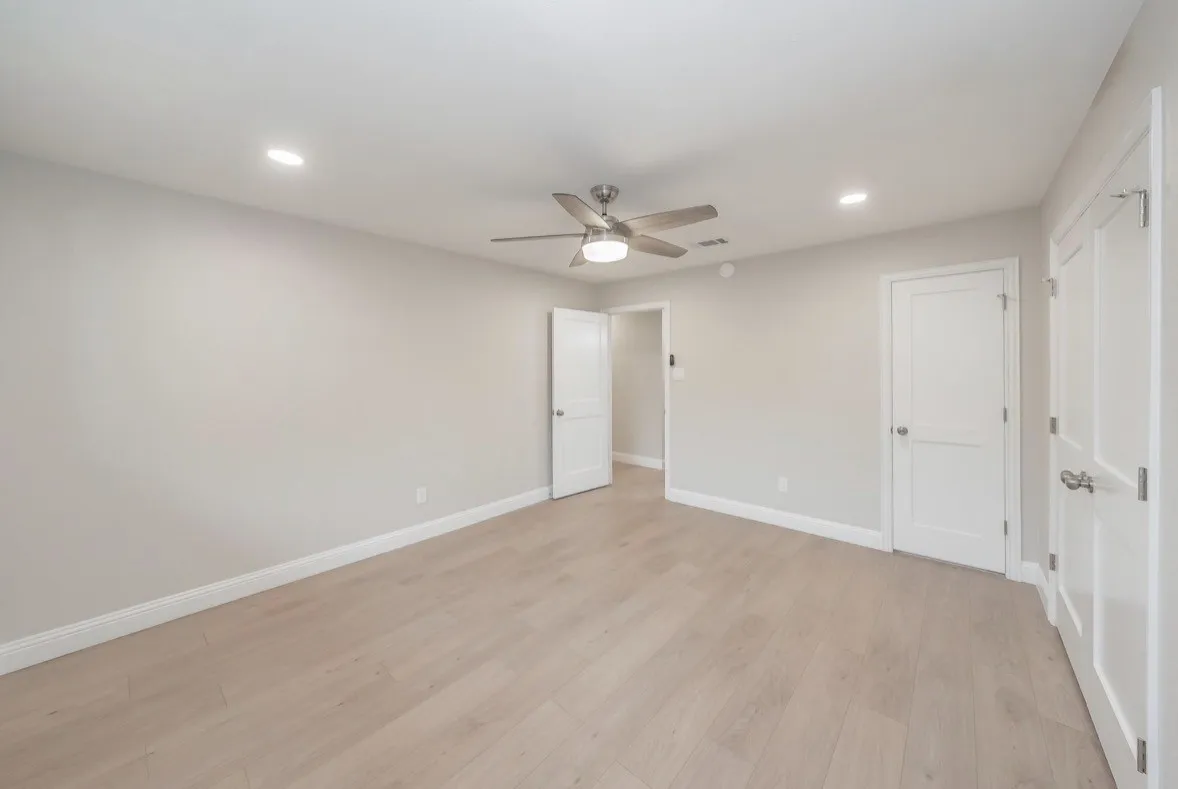Single Family Residence For Rent in Tarrant County , 4904 Arborlawn Drive, Fort Worth, Texas 76109, 3 Bedroom, 2 Bathroom, 2 Garage spaces, 3,438 Sqft, built in 1969, mls#21385571, Real Estate Agent in Fort Worth, Homes For Rent in Tarrant county, Homes For Rent in Fort Worth, Realtor in Fort Worth Texas, Real Estate Brokerage Independent Realty Texas, Luminita Cordes Realtor