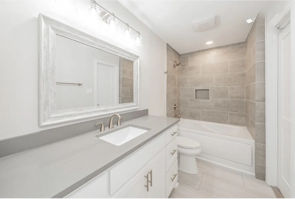 Single Family Residence For Rent in Tarrant County , 4904 Arborlawn Drive, Fort Worth, Texas 76109, 3 Bedroom, 2 Bathroom, 2 Garage spaces, 3,438 Sqft, built in 1969, mls#21385571, Real Estate Agent in Fort Worth, Homes For Rent in Tarrant county, Homes For Rent in Fort Worth, Realtor in Fort Worth Texas, Real Estate Brokerage Independent Realty Texas, Luminita Cordes Realtor
