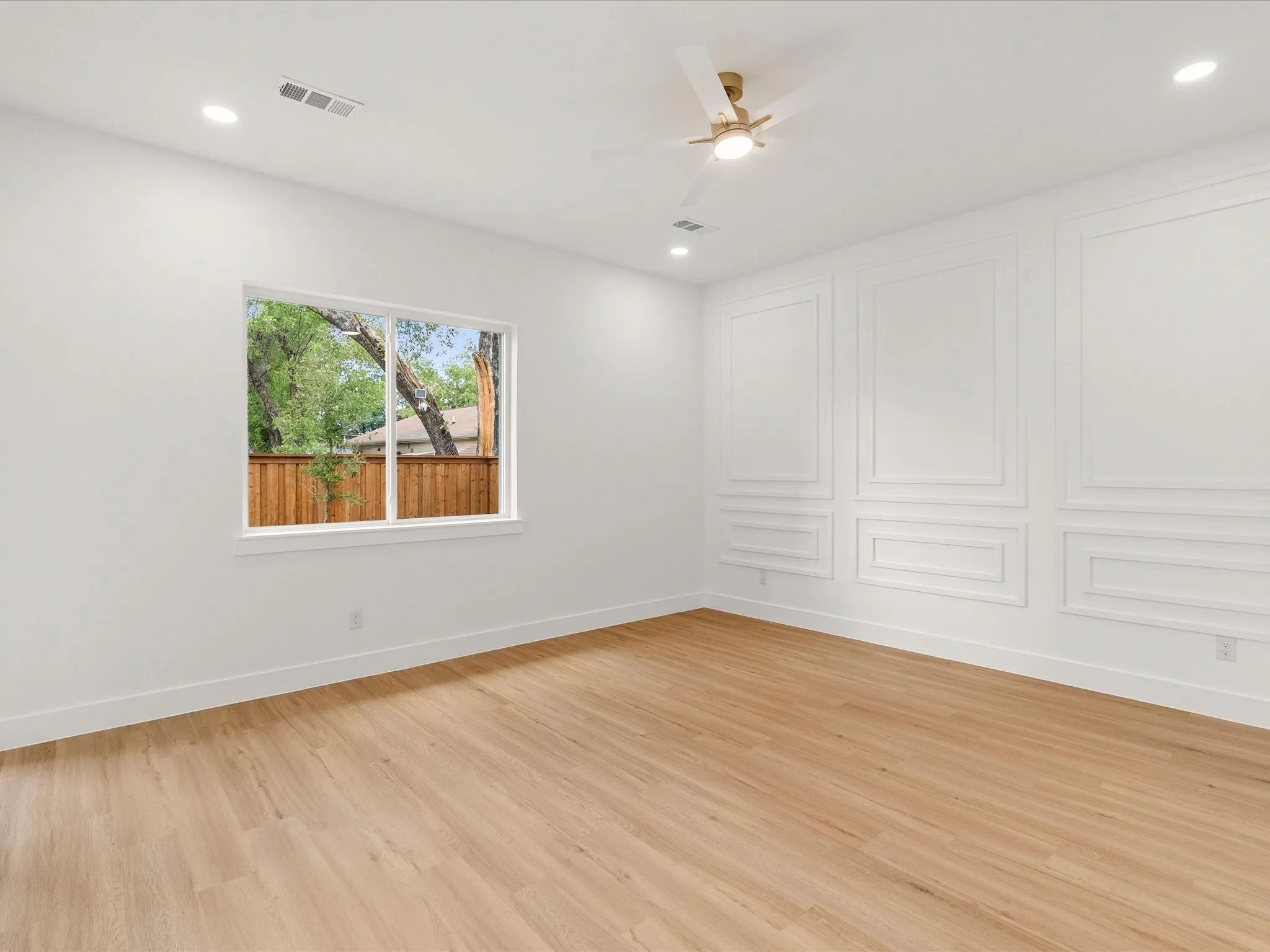 Single Family Residence For Sale in Dallas County , 1711 Kraft Street, Dallas, Texas 75212, 4 Bedroom, 4 Bathroom, 2 Garage spaces, 3,235 Sqft, built in 2026, mls#21385004, Real Estate Agent in Dallas, Homes For Sale in Dallas county, Homes For Sale in Dallas, Realtor in Dallas Texas, Real Estate Brokerage Independent Realty Texas, Luminita Cordes Realtor