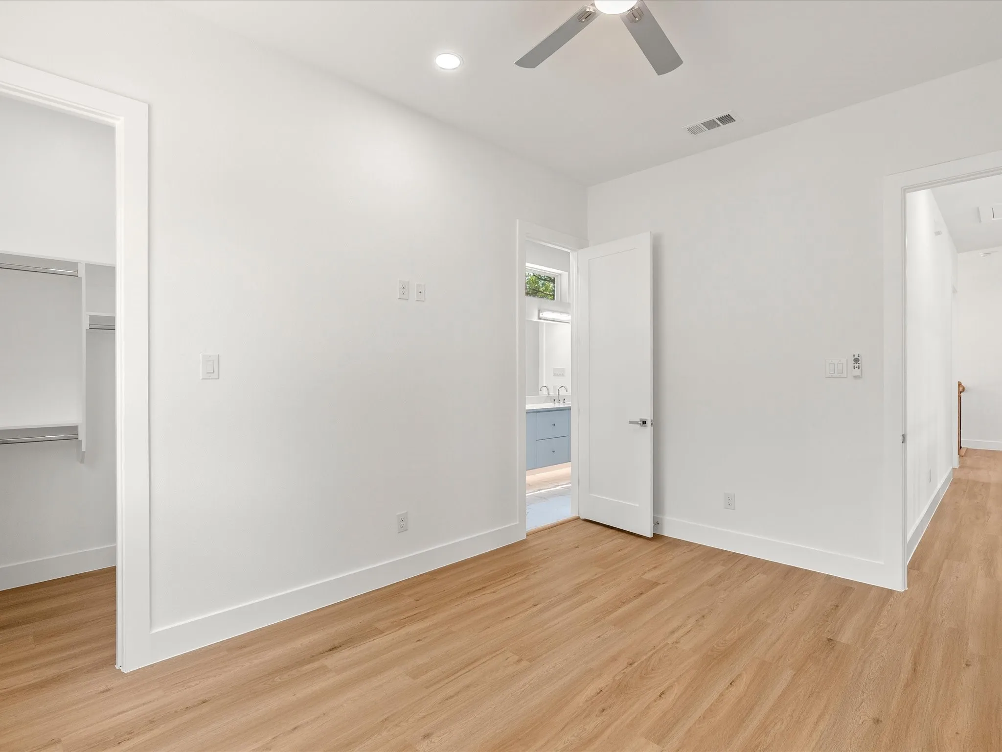 Single Family Residence For Sale in Dallas County , 1711 Kraft Street, Dallas, Texas 75212, 4 Bedroom, 4 Bathroom, 2 Garage spaces, 3,235 Sqft, built in 2026, mls#21385004, Real Estate Agent in Dallas, Homes For Sale in Dallas county, Homes For Sale in Dallas, Realtor in Dallas Texas, Real Estate Brokerage Independent Realty Texas, Luminita Cordes Realtor