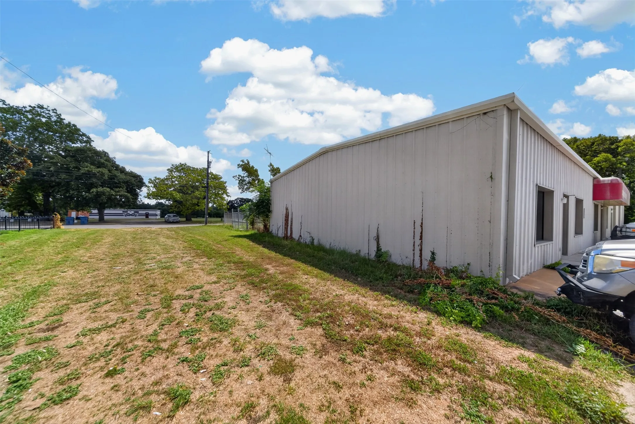 Business For Sale in Henderson County , 908 N Palestine Street, Athens, Texas 75751, 0, 0, Garage spaces, 0 Sqft, built in 1995, mls#21385572, Real Estate Agent in Athens, Homes For Sale in Henderson county, Homes For Sale in Athens, Realtor in Athens Texas, Real Estate Brokerage Independent Realty Texas, Luminita Cordes Realtor