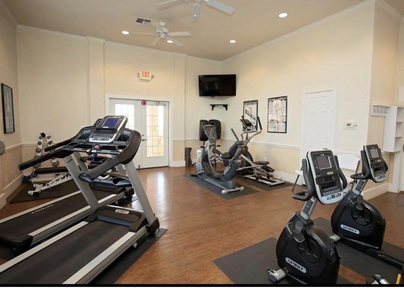 Enjoy the luxury of having a gym on site.
