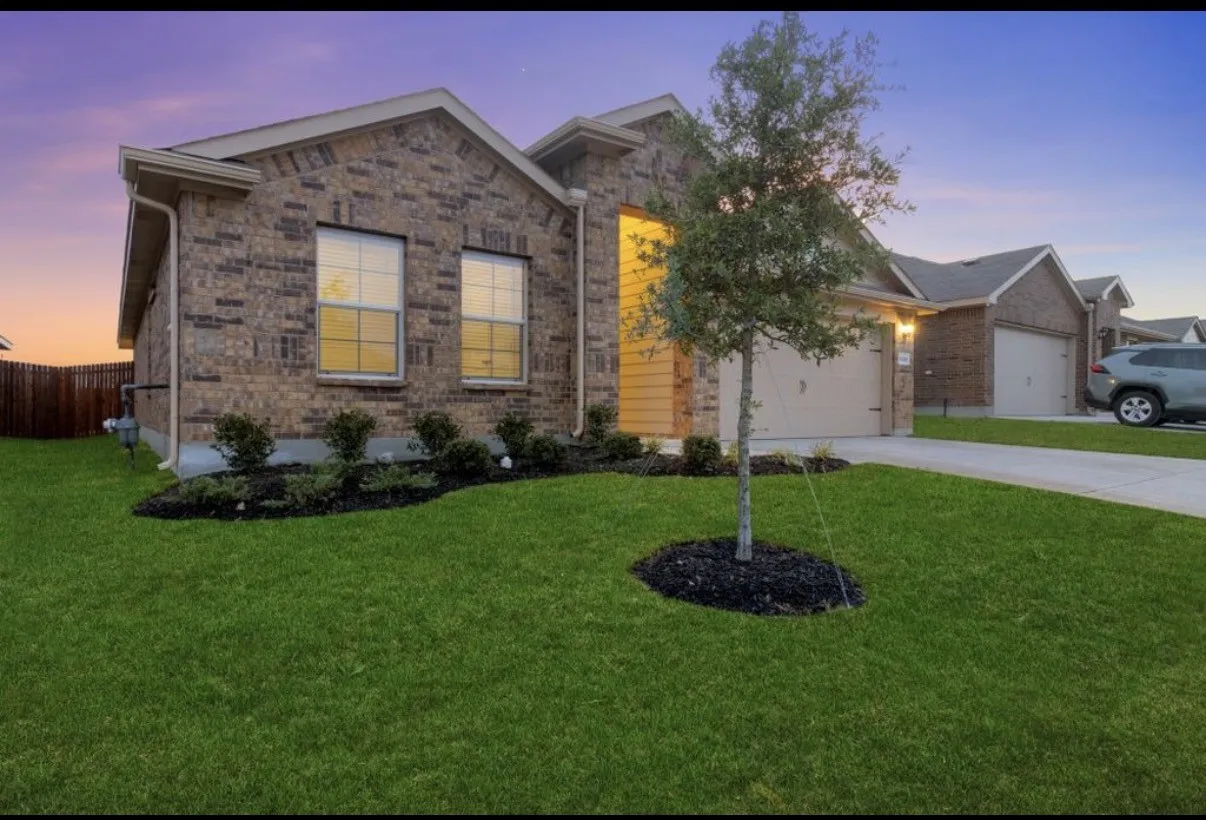 Single Family Residence For Rent in Tarrant County , 2432 Edisto Beach Drive, Fort Worth, Texas 76108, 4 Bedroom, 2 Bathroom, 2 Garage spaces, 1,870 Sqft, built in 2021, mls#21385573, Real Estate Agent in Fort Worth, Homes For Rent in Tarrant county, Homes For Rent in Fort Worth, Realtor in Fort Worth Texas, Real Estate Brokerage Independent Realty Texas, Luminita Cordes Realtor