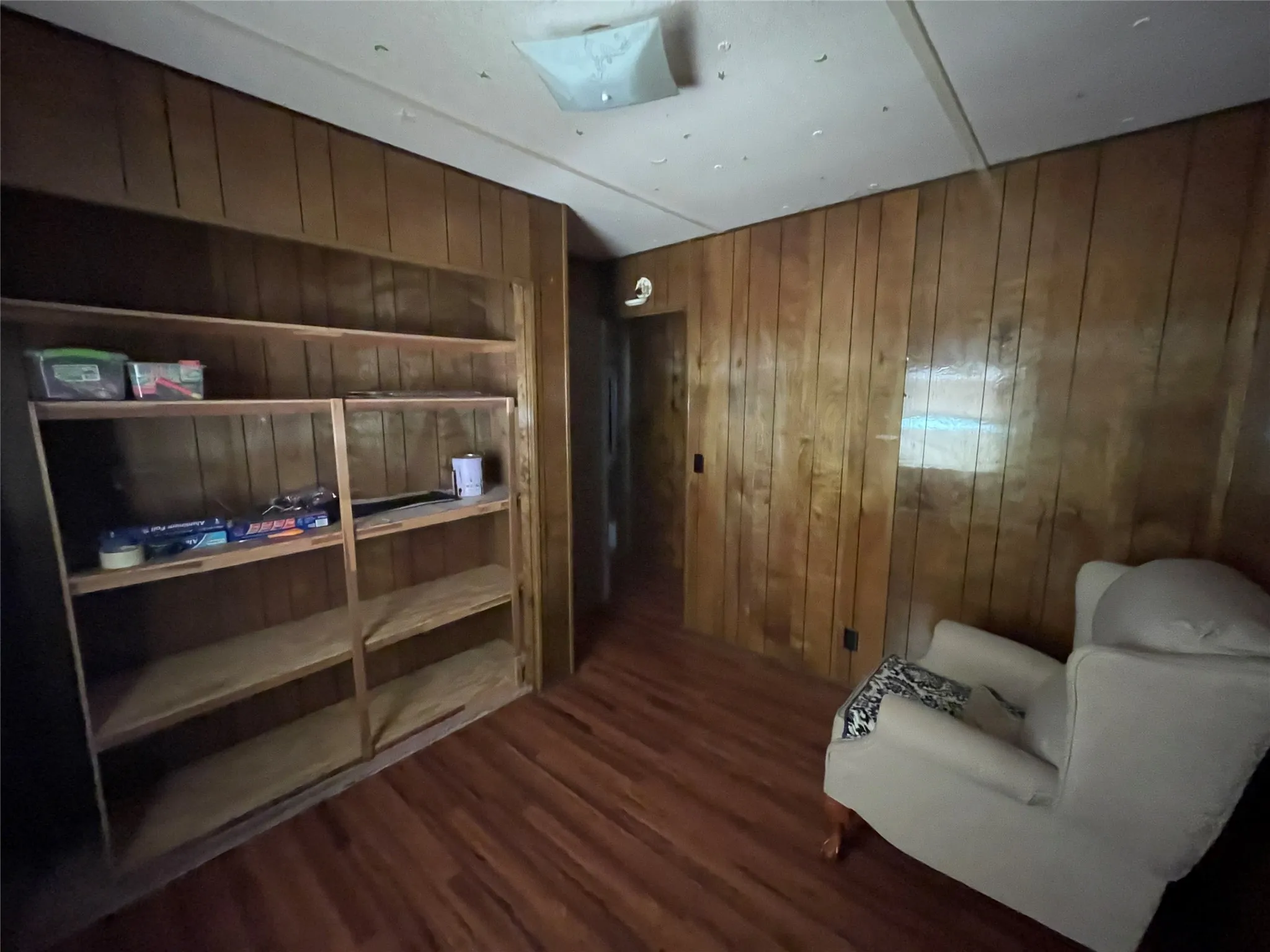 Mobile Home For Sale in Van Zandt County , 104 Humphries Street, Edgewood, Texas 75117, 3 Bedroom, 2 Bathroom, Garage spaces, 1,336 Sqft, built in 1976, mls#21385579, Real Estate Agent in Edgewood, Homes For Sale in Van Zandt county, Homes For Sale in Edgewood, Realtor in Edgewood Texas, Real Estate Brokerage Independent Realty Texas, Luminita Cordes Realtor