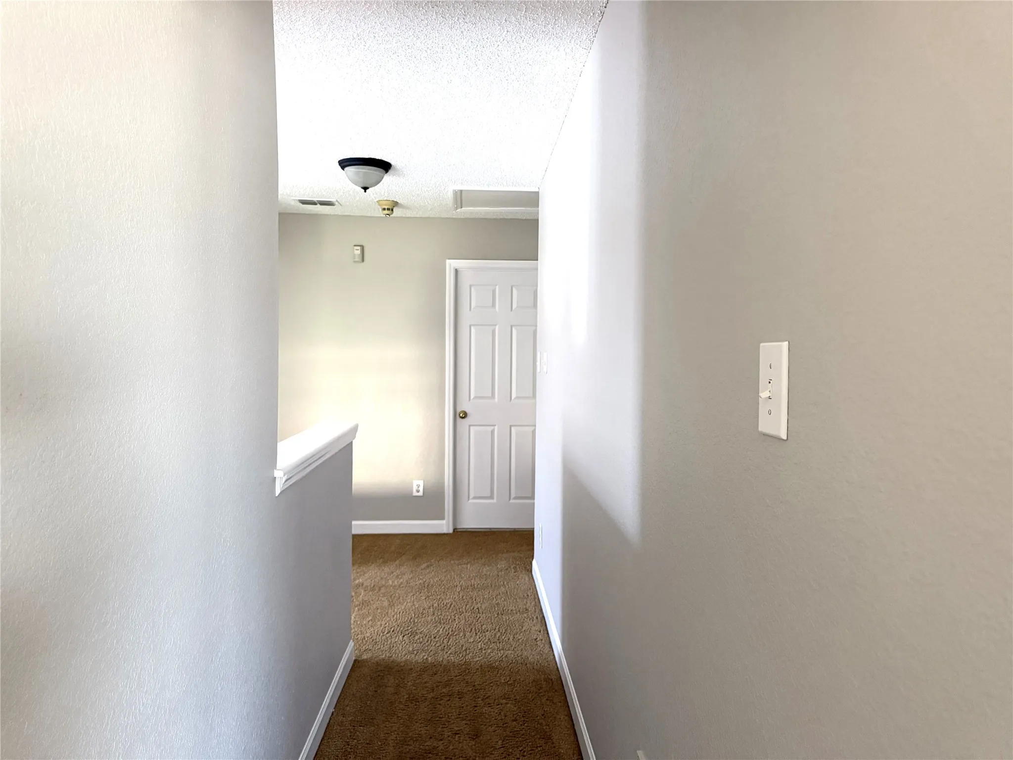 Single Family Residence For Rent in Collin County , 8212 Tavaros Drive, Plano, Texas 75024, 3 Bedroom, 3 Bathroom, 2 Garage spaces, 2,166 Sqft, built in 1993, mls#21385280, Real Estate Agent in Plano, Homes For Rent in Collin county, Homes For Rent in Plano, Realtor in Plano Texas, Real Estate Brokerage Independent Realty Texas, Luminita Cordes Realtor
