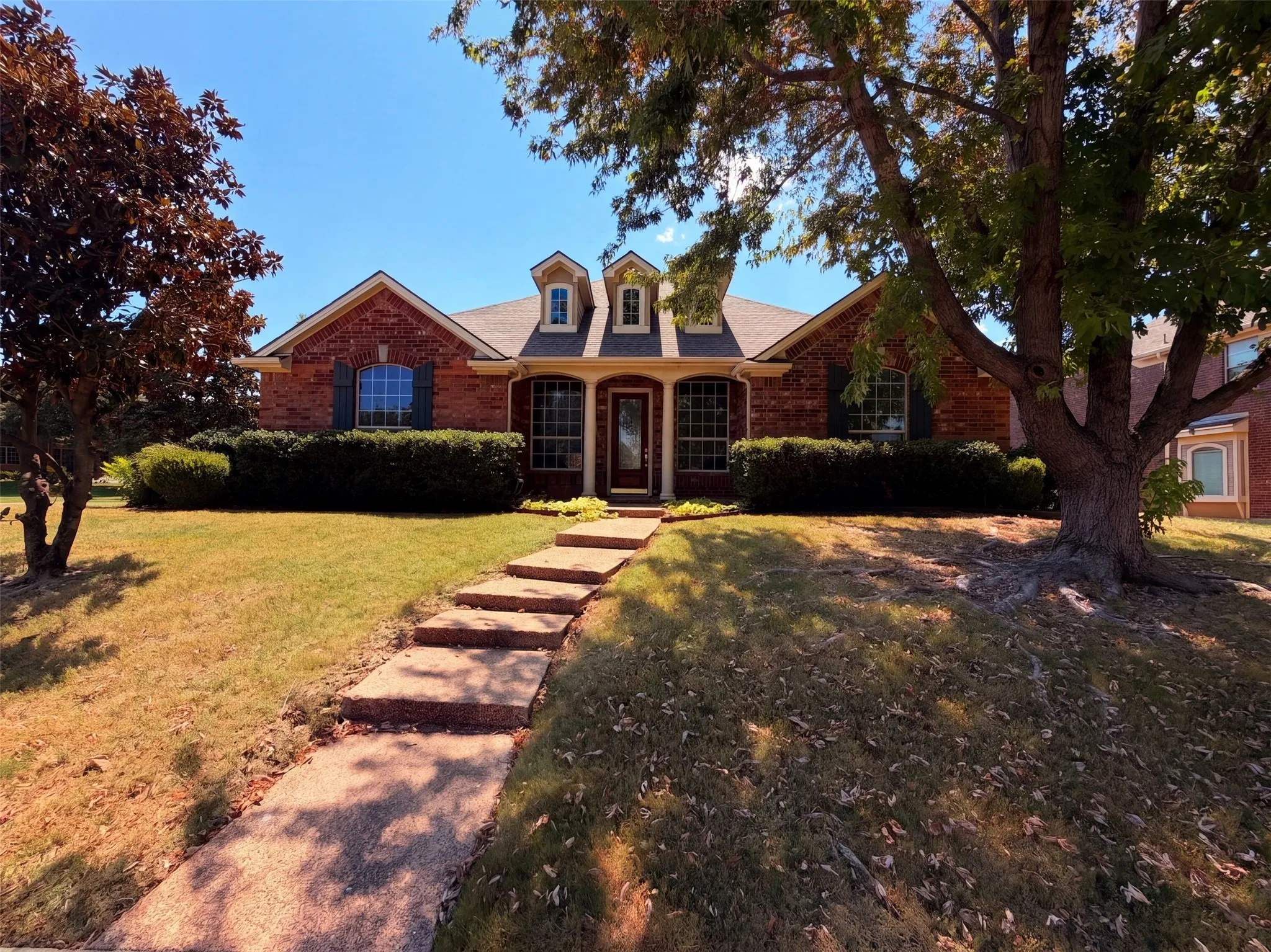 Single Family Residence For Sale in Collin County , 1724 Boxwood Lane, Wylie, Texas 75098, 3 Bedroom, 3 Bathroom, 3 Garage spaces, 2,668 Sqft, built in 2006, mls#21385610, Real Estate Agent in Wylie, Homes For Sale in Collin county, Homes For Sale in Wylie, Realtor in Wylie Texas, Real Estate Brokerage Independent Realty Texas, Luminita Cordes Realtor