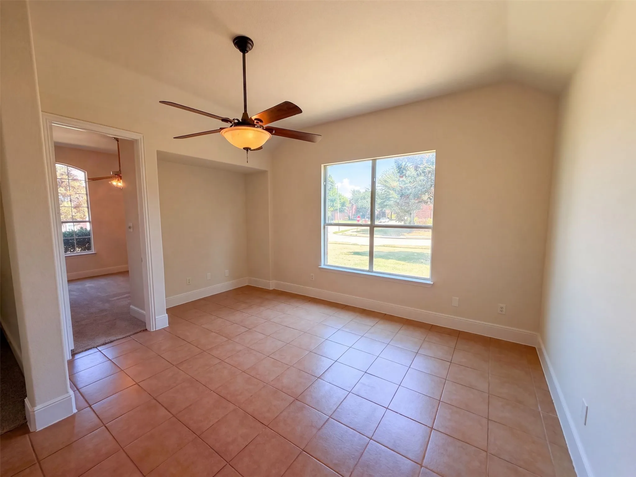 Single Family Residence For Sale in Collin County , 1724 Boxwood Lane, Wylie, Texas 75098, 3 Bedroom, 3 Bathroom, 3 Garage spaces, 2,668 Sqft, built in 2006, mls#21385610, Real Estate Agent in Wylie, Homes For Sale in Collin county, Homes For Sale in Wylie, Realtor in Wylie Texas, Real Estate Brokerage Independent Realty Texas, Luminita Cordes Realtor