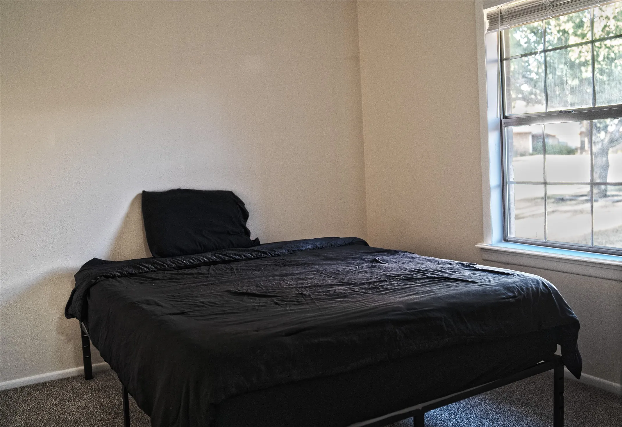Single Family Residence For Sale in Dallas County , 1016 Barclay Drive, Mesquite, Texas 75149, 3 Bedroom, 2 Bathroom, 2 Garage spaces, 1,318 Sqft, built in 1983, mls#21385584, Real Estate Agent in Mesquite, Homes For Sale in Dallas county, Homes For Sale in Mesquite, Realtor in Mesquite Texas, Real Estate Brokerage Independent Realty Texas, Luminita Cordes Realtor