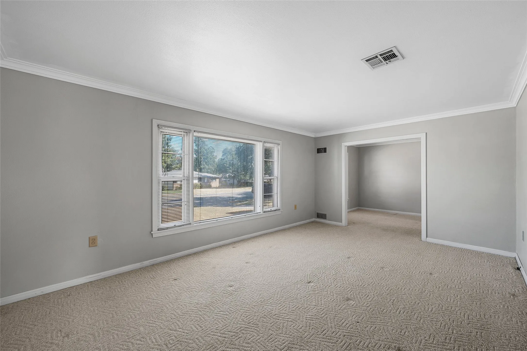 Single Family Residence For Sale in Mc Lennan County , 1336 Sunset Street, Waco, Texas 76710, 3 Bedroom, 1 Bathroom, 1 Garage spaces, 1,319 Sqft, built in 1952, mls#21385495, Real Estate Agent in Waco, Homes For Sale in Mc Lennan county, Homes For Sale in Waco, Realtor in Waco Texas, Real Estate Brokerage Independent Realty Texas, Luminita Cordes Realtor