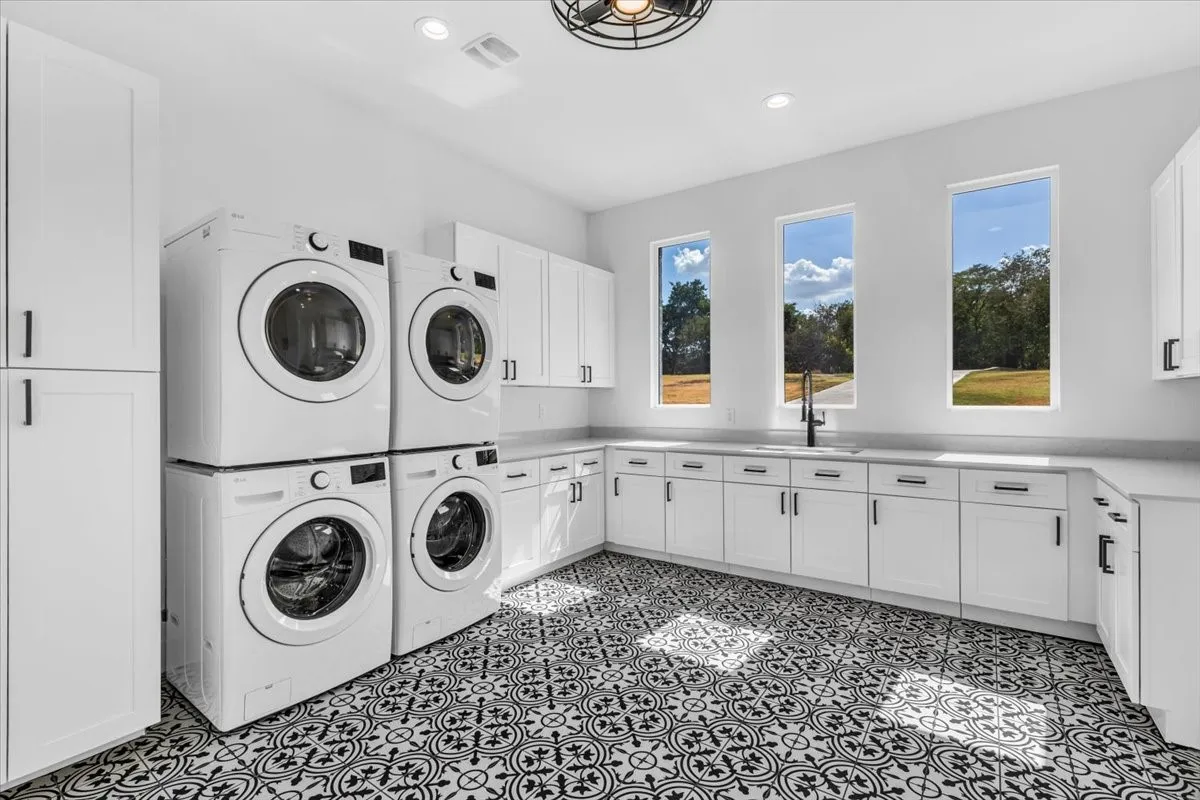 Single Family Residence For Sale in Collin County , 4577 Serenity Trail, Mc Kinney, Texas 75071, 7 Bedroom, 9 Bathroom, 4 Garage spaces, 8,184 Sqft, built in 2023, mls#21380053, Real Estate Agent in Mc Kinney, Homes For Sale in Collin county, Homes For Sale in Mc Kinney, Realtor in Mc Kinney Texas, Real Estate Brokerage Independent Realty Texas, Luminita Cordes Realtor