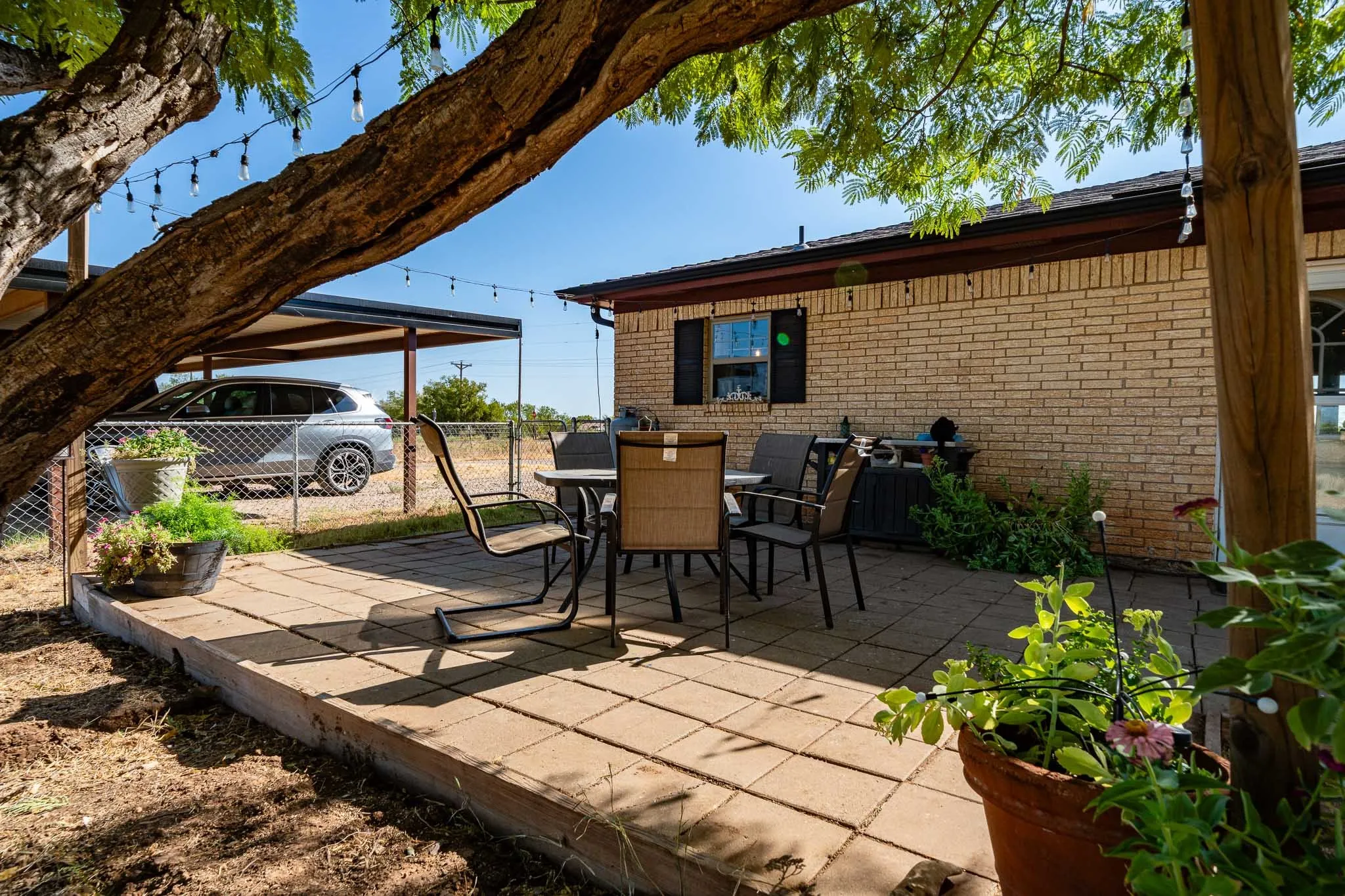 Farm For Sale in Jones County , 20767 CR 309, Abilene, Texas 79601, 3 Bedroom, 2 Bathroom, Garage spaces, 1,925 Sqft, built in 1977, mls#21362052, Real Estate Agent in Abilene, Homes For Sale in Jones county, Homes For Sale in Abilene, Realtor in Abilene Texas, Real Estate Brokerage Independent Realty Texas, Luminita Cordes Realtor