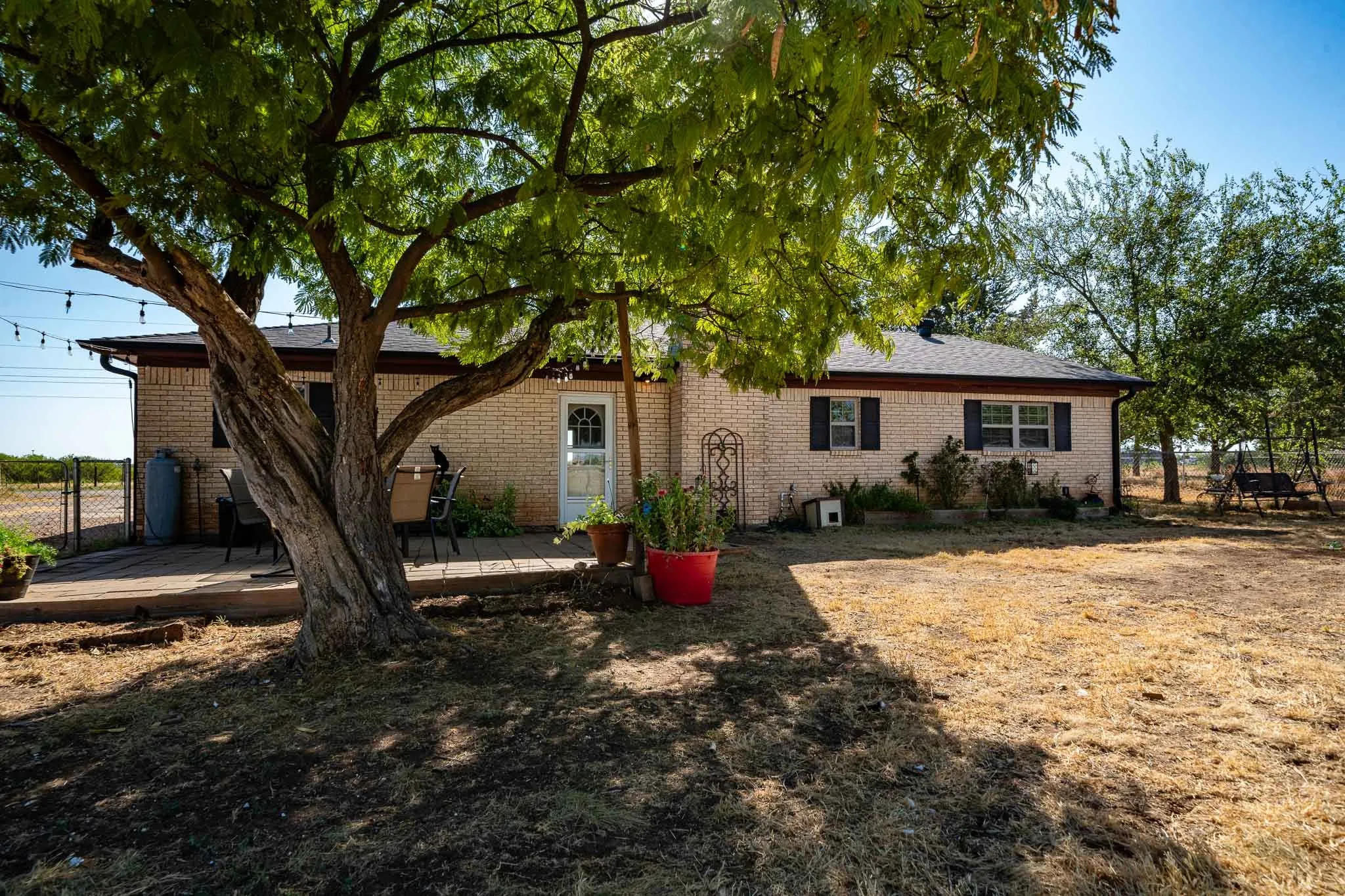 Farm For Sale in Jones County , 20767 CR 309, Abilene, Texas 79601, 3 Bedroom, 2 Bathroom, Garage spaces, 1,925 Sqft, built in 1977, mls#21362052, Real Estate Agent in Abilene, Homes For Sale in Jones county, Homes For Sale in Abilene, Realtor in Abilene Texas, Real Estate Brokerage Independent Realty Texas, Luminita Cordes Realtor