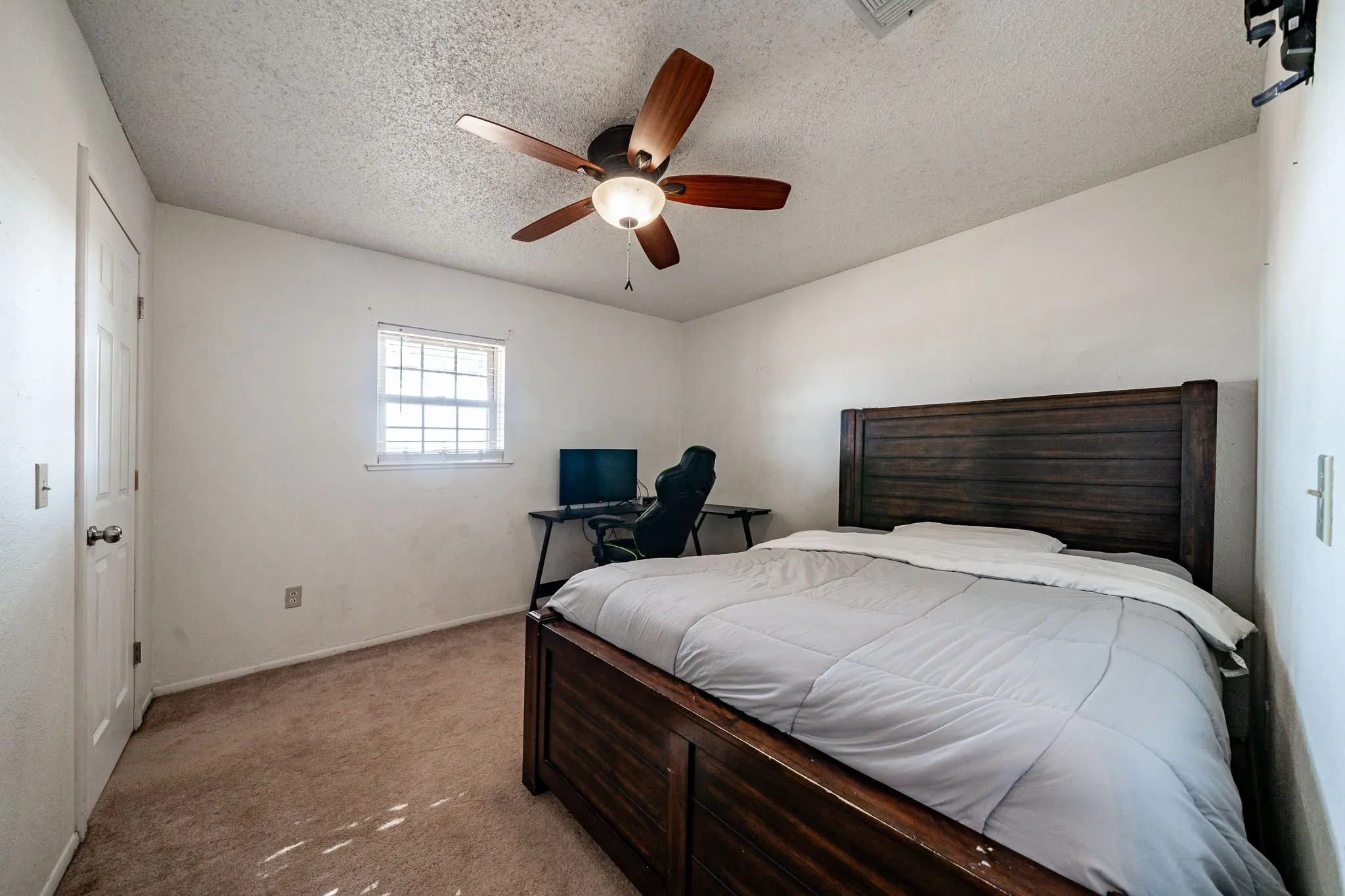 Farm For Sale in Jones County , 20767 CR 309, Abilene, Texas 79601, 3 Bedroom, 2 Bathroom, Garage spaces, 1,925 Sqft, built in 1977, mls#21362052, Real Estate Agent in Abilene, Homes For Sale in Jones county, Homes For Sale in Abilene, Realtor in Abilene Texas, Real Estate Brokerage Independent Realty Texas, Luminita Cordes Realtor