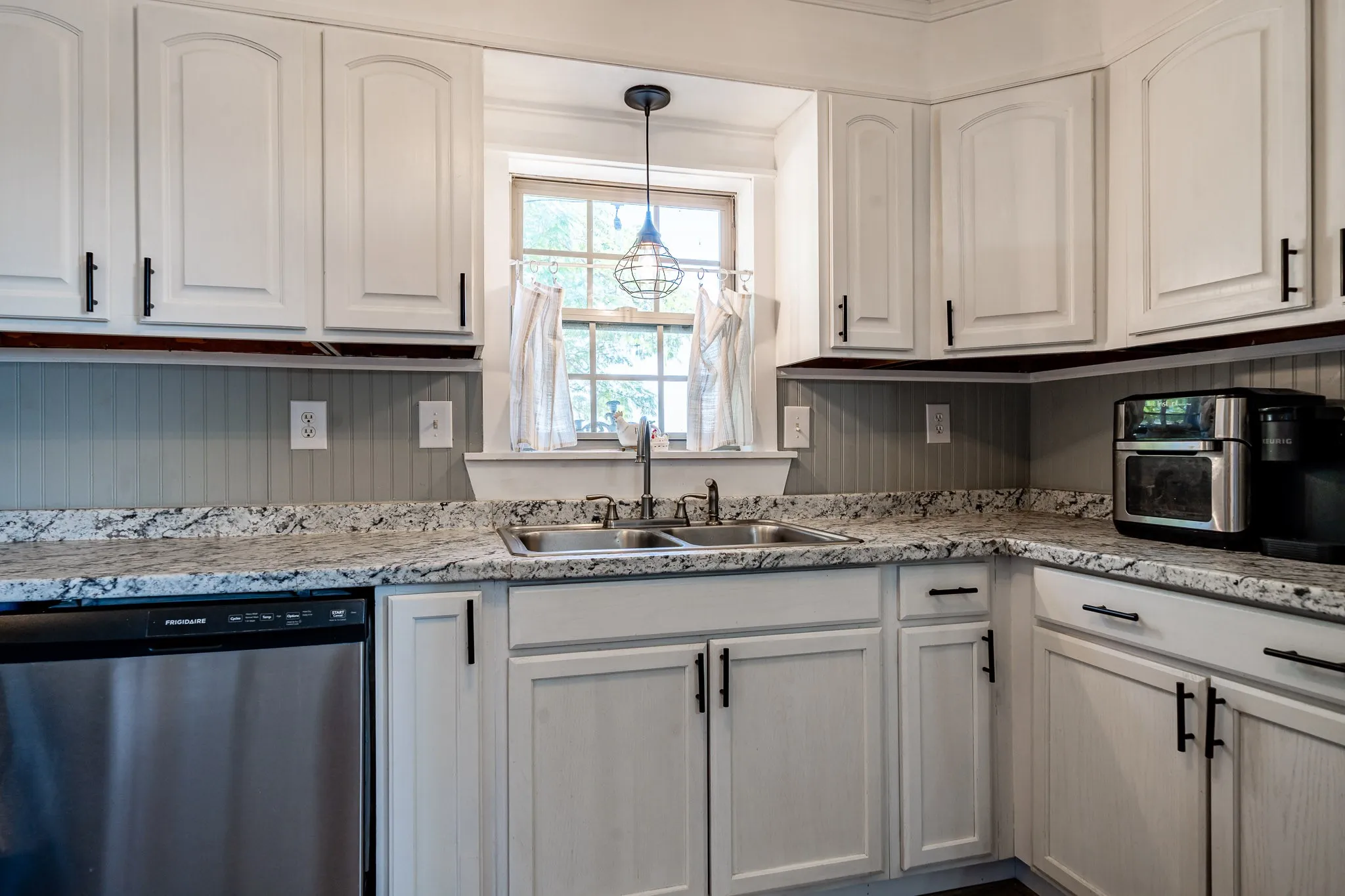 Farm For Sale in Jones County , 20767 CR 309, Abilene, Texas 79601, 3 Bedroom, 2 Bathroom, Garage spaces, 1,925 Sqft, built in 1977, mls#21362052, Real Estate Agent in Abilene, Homes For Sale in Jones county, Homes For Sale in Abilene, Realtor in Abilene Texas, Real Estate Brokerage Independent Realty Texas, Luminita Cordes Realtor